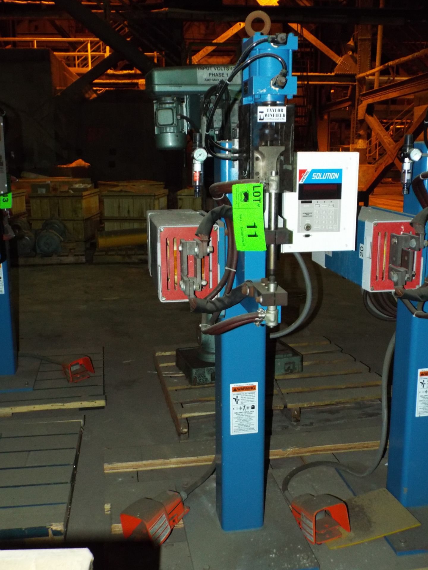 TAYLOR WINFIELD NV-1 SPOT WELDERS WITH UNITROL SOLUTION DIGITAL CONTROL, 20 KVA, 575V, 8" THROAT, 6"