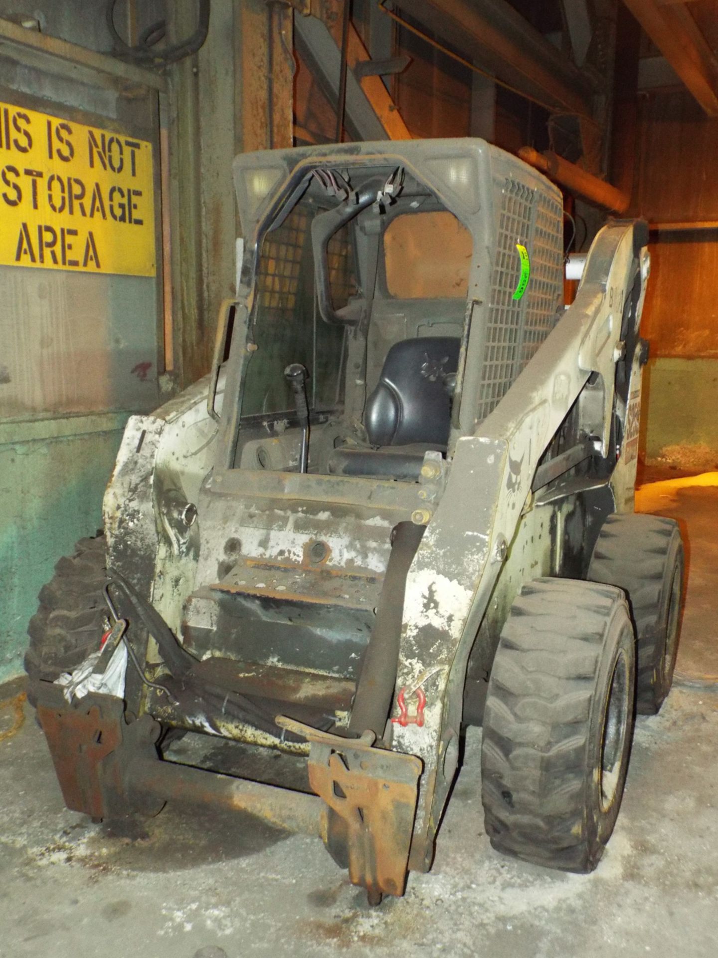 BOBCAT (2008) S250 COMPACT SKID STEER WHEEL LOADER WITH DIESEL ENGINE, 4 WHEEL DRIVE, 3RD VALVE, S/ - Image 2 of 8