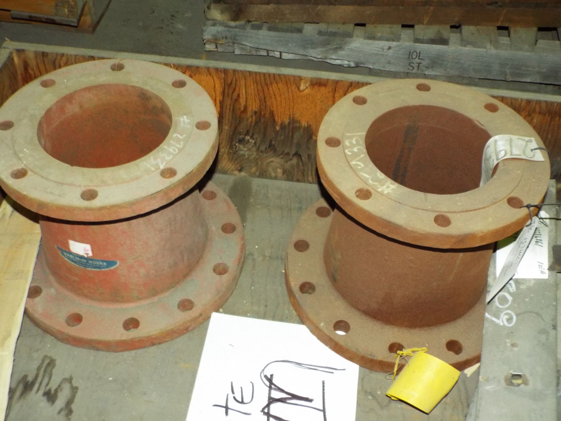 LOT/ CONTENTS OF SKID - (3) 10" TO 8" PIPE REDUCERS, (3) TYPE WEAR PLATE LINERS, (1) TYLER WEAR - Image 2 of 4