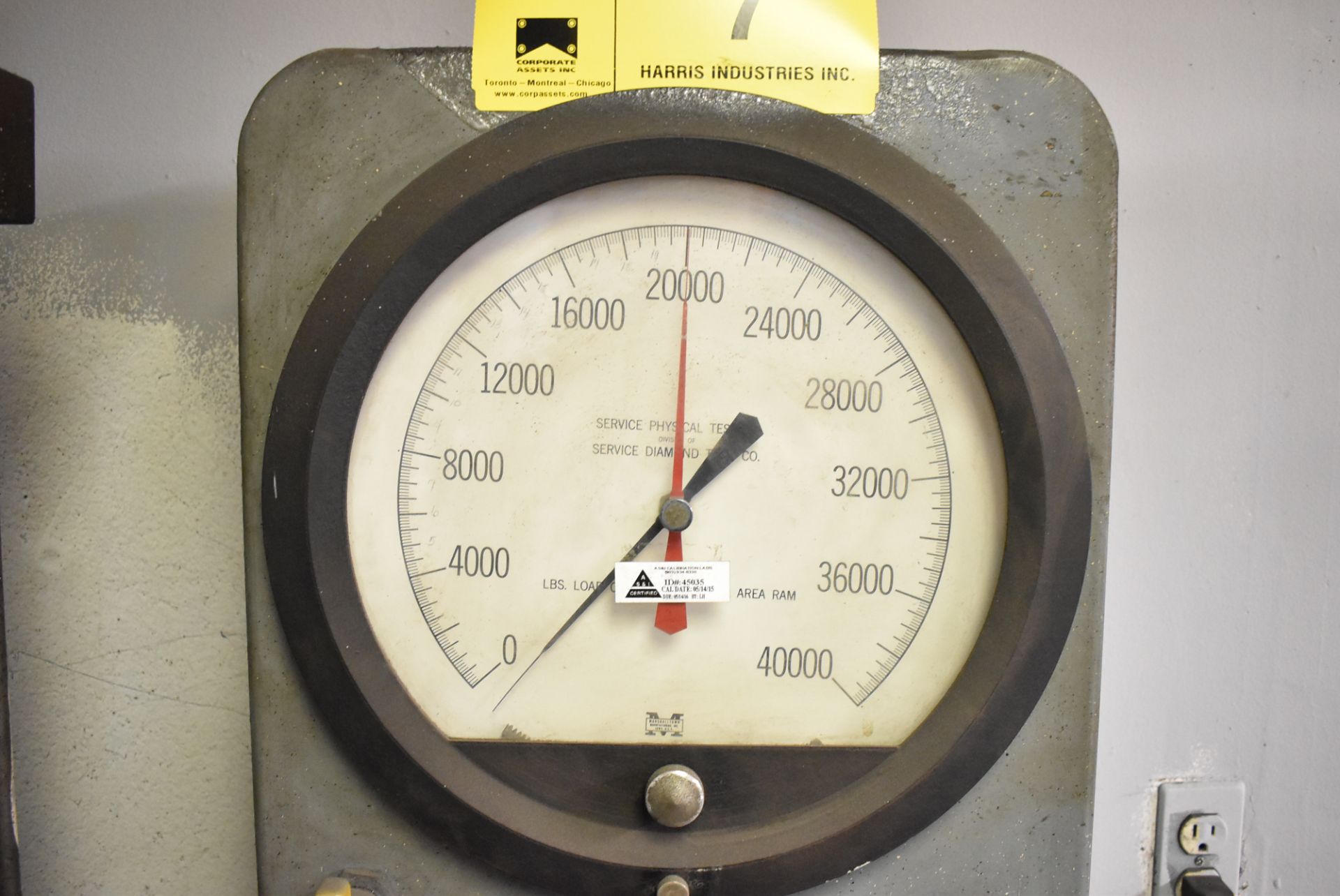 LOUIS SMALL UT40TA10 ANALOG HYDRAULIC TENSILE TESTER WITH 40,000 LBS CAPACITY, ANALOG DIAL - Image 4 of 7