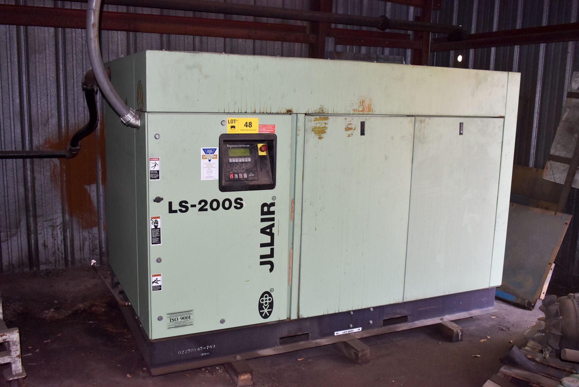 SULLAIR LS200SH/125/A ROTARY SCREW TYPE AIR COMPRESSOR WITH 200 HP, DIGITAL MICROPROCESSOR - Bild 2 aus 7