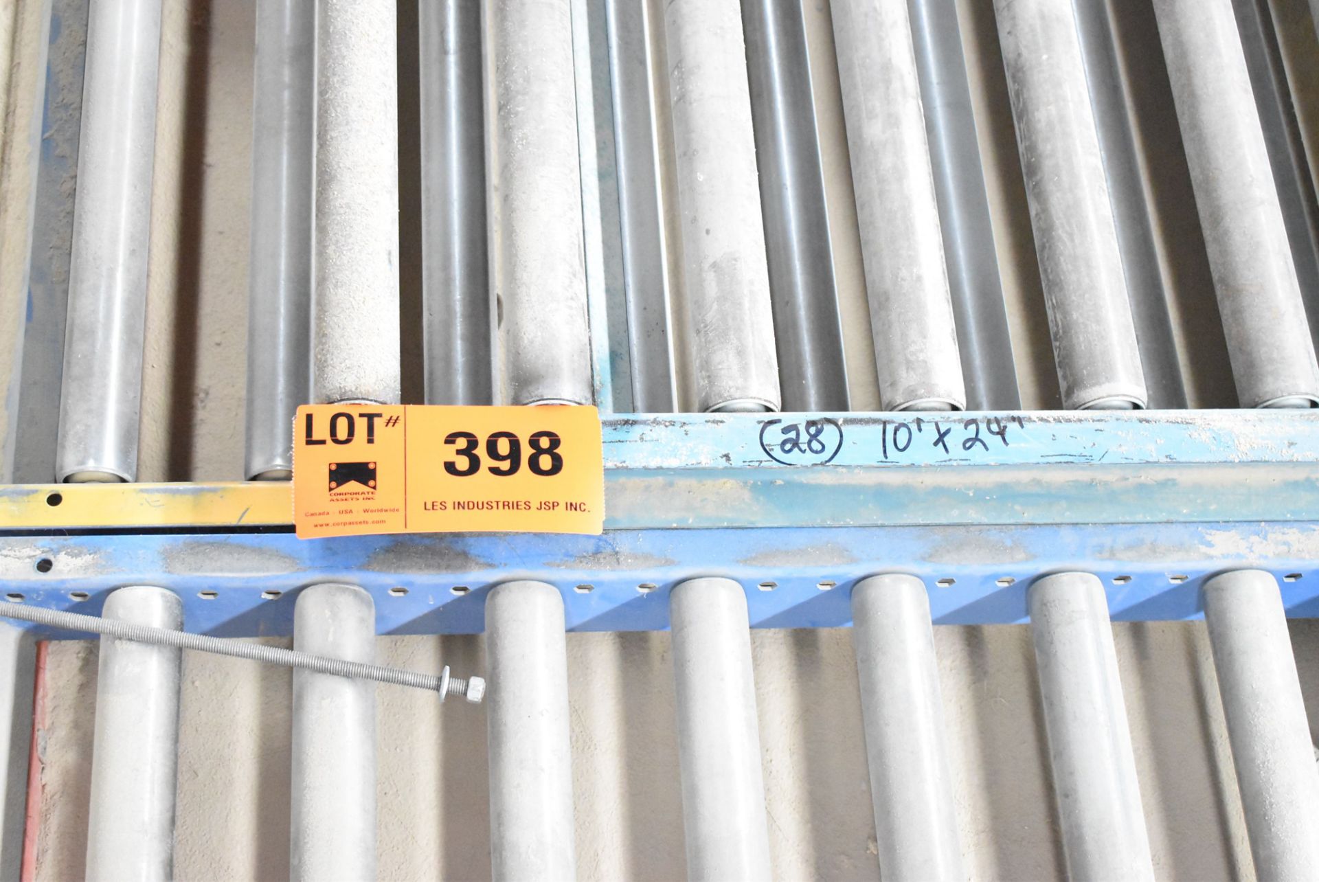 LOT/ (28) SECTIONS OF 24"X10' ROLLER CONVEYOR [RIGGING FEES FOR LOT #398 - $325 CDN PLUS