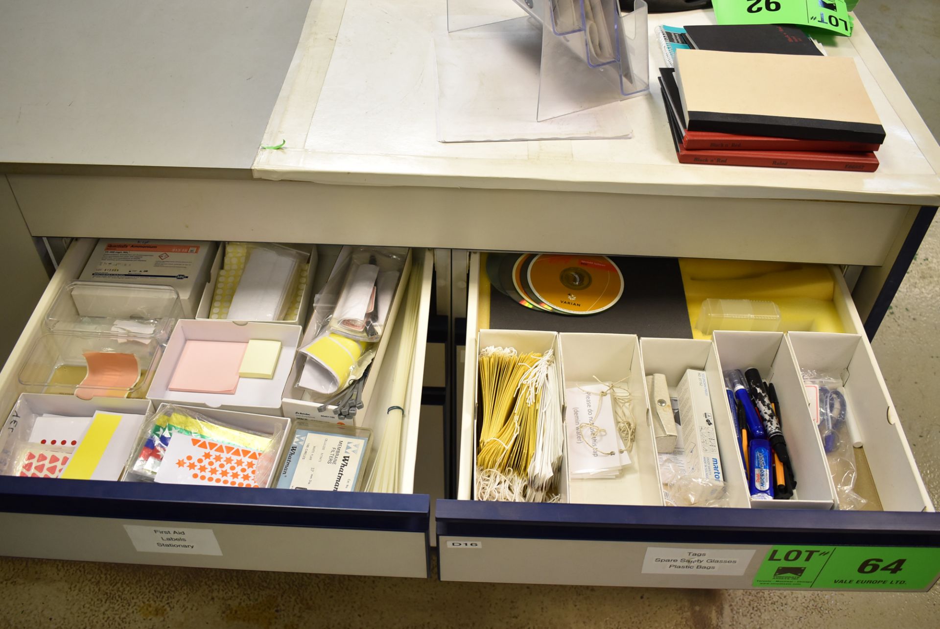 LOT/ 2 SECTION LAB STORAGE CABINET WITH CONTENTS - DILUTERS SPARES, STIRRER, STATIONARY, PLASTIC - Image 2 of 3