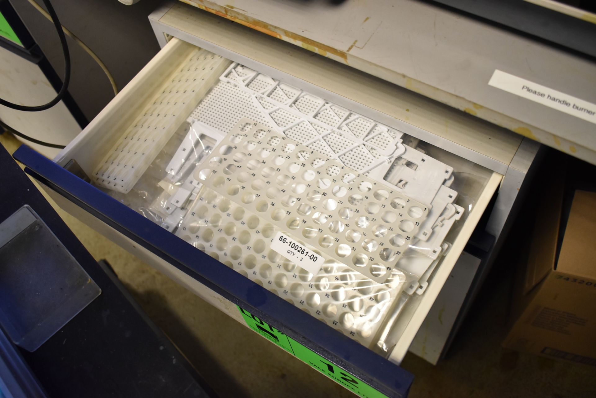 LOT/ CABINET WITH AGILENT SPECTROMETER SUPPLIES (ROOM 264) [RIGGING FEES FOR LOT #12 - £150 PLUS - Image 2 of 3