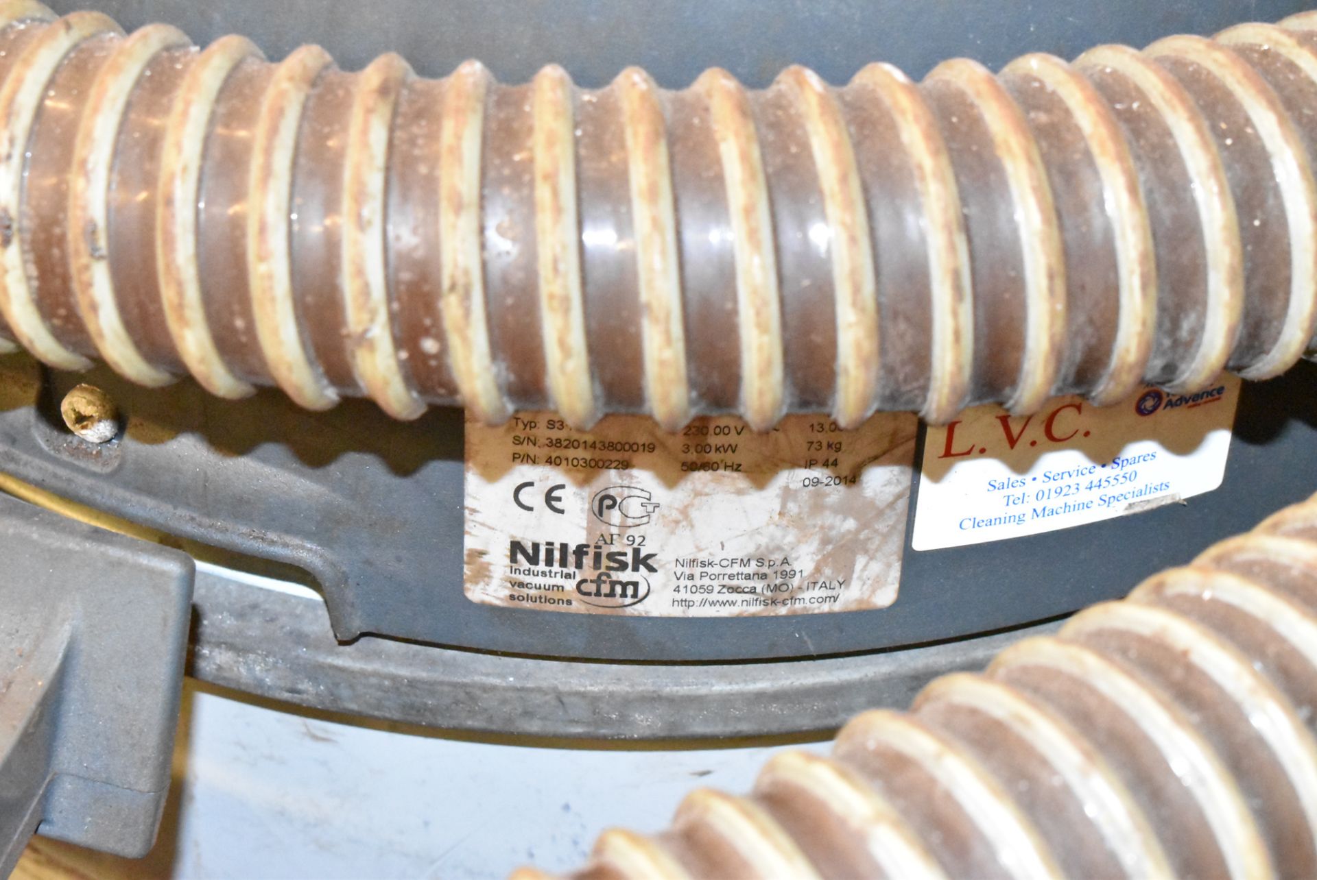 NILFISK S3 H INDUSTRIAL SHOP VAC (ROOM 51) [RIGGING FEES FOR LOT #260 - £35 PLUS APPLICABLE TAXES] - Image 2 of 2