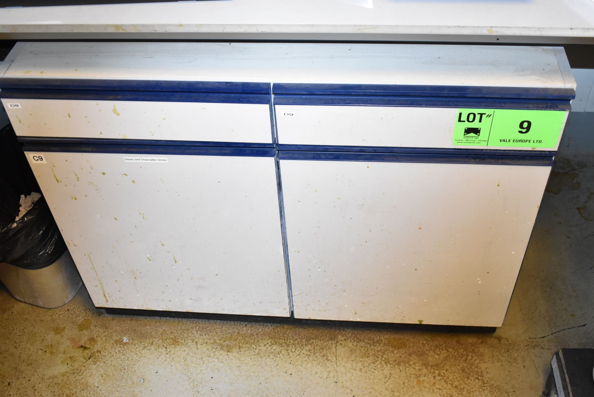 LOT/ CABINET WITH AGILENT SPECTROMETER SUPPLIES (ROOM 264) [RIGGING FEES FOR LOT #9 - £200 PLUS