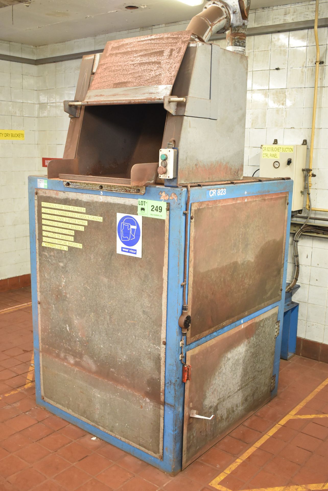 MFG. UNKOWN PULVERIZER/CRUSHER S/N: N/A (CI) (ROOM 54) [RIGGING FEES FOR LOT #249 - £500 PLUS