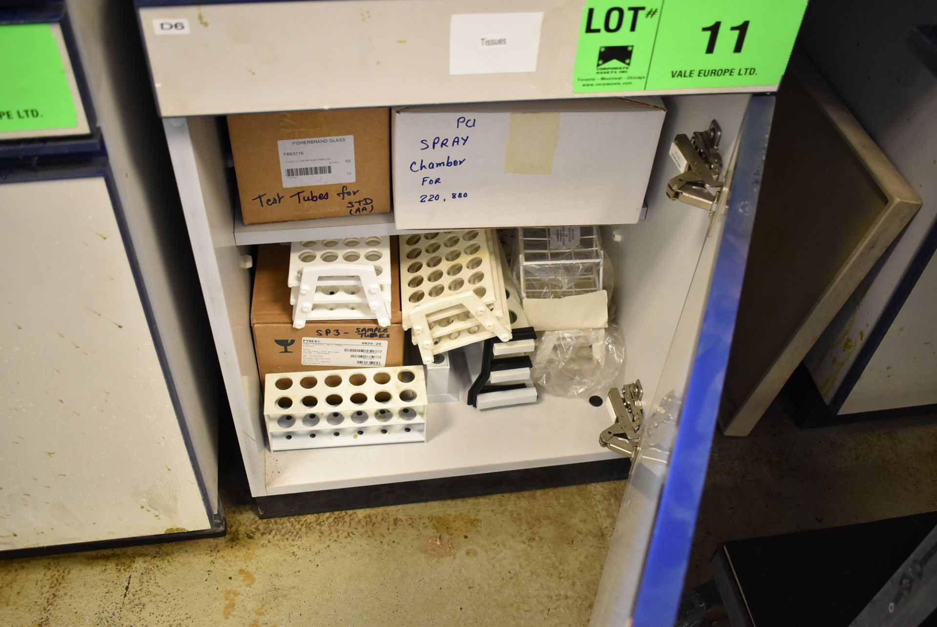 LOT/ CABINET WITH AGILENT SPECTROMETER SUPPLIES (ROOM 264) [RIGGING FEES FOR LOT #11 - £150 PLUS - Image 3 of 3