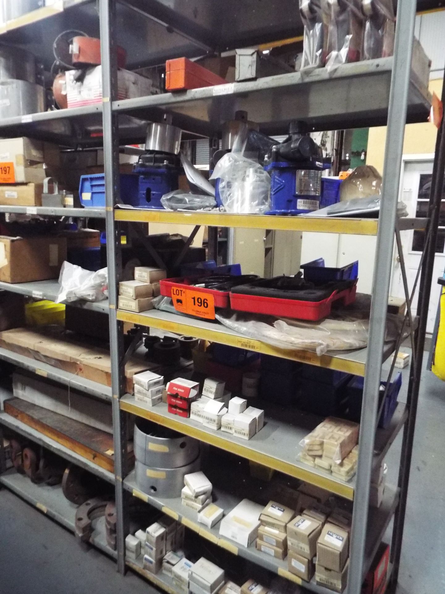 LOT/ CONTENTS OF SHELF - INCLUDING BUT NOT LIMITED TO GAUGES, GRINDERS, PVC PIPE FITTINGS AND