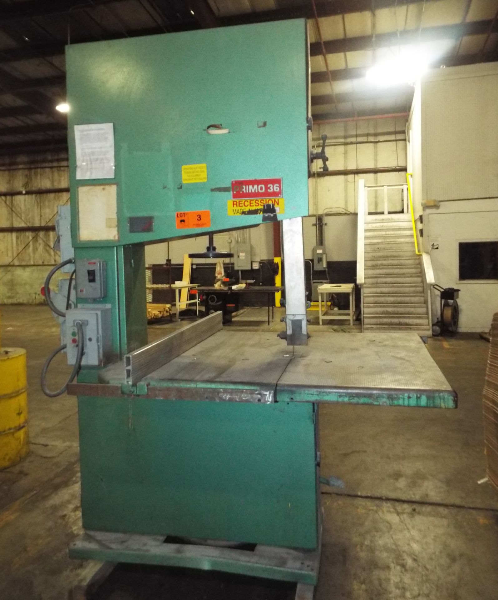 PRIMO 36 HEAVY DUTY VERTICAL BAND SAW WITH 48"X56" TABLE, 34" THROAT, APPROX. 27" MAX. WORK PIECE - Image 2 of 4