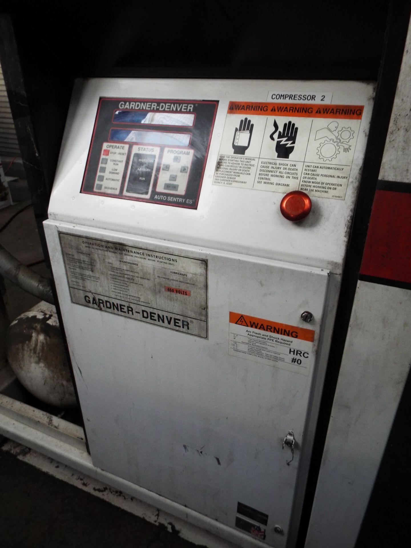 GARDNER-DENVER ELECTRA-SAVER II 100 HP ROTARY SCREW AIR COMPRESSOR WITH 30,892 HRS (RECORDED AT TIME - Image 4 of 8