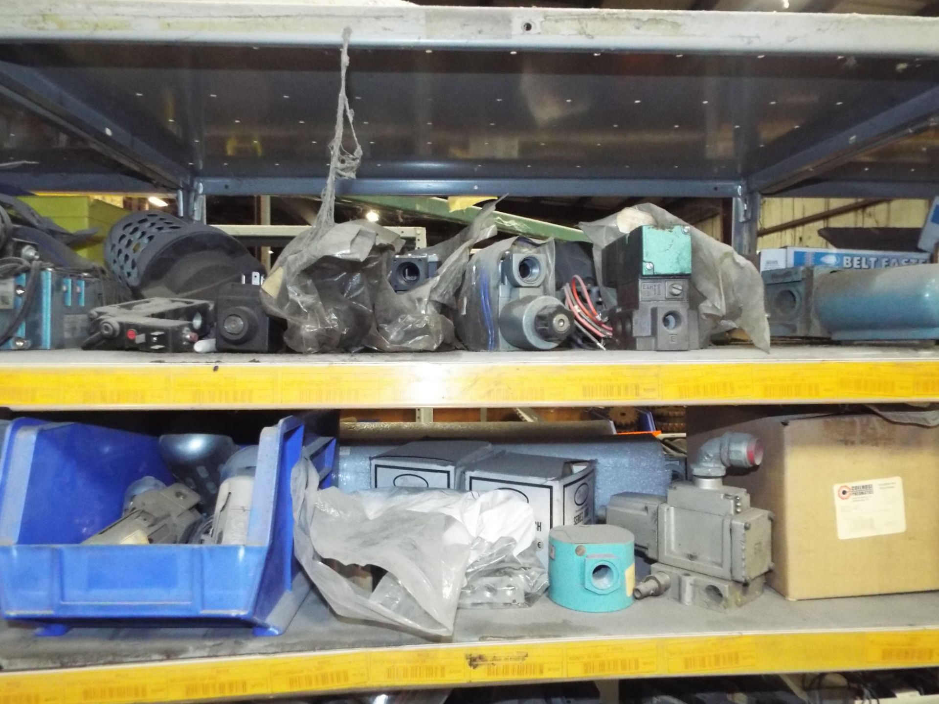 LOT/ CONTENTS OF SHELF - INCLUDING BUT NOT LIMITED TO ROLLER BEARINGS, PNEUMATIC FILTERS AND SPARE - Image 8 of 11