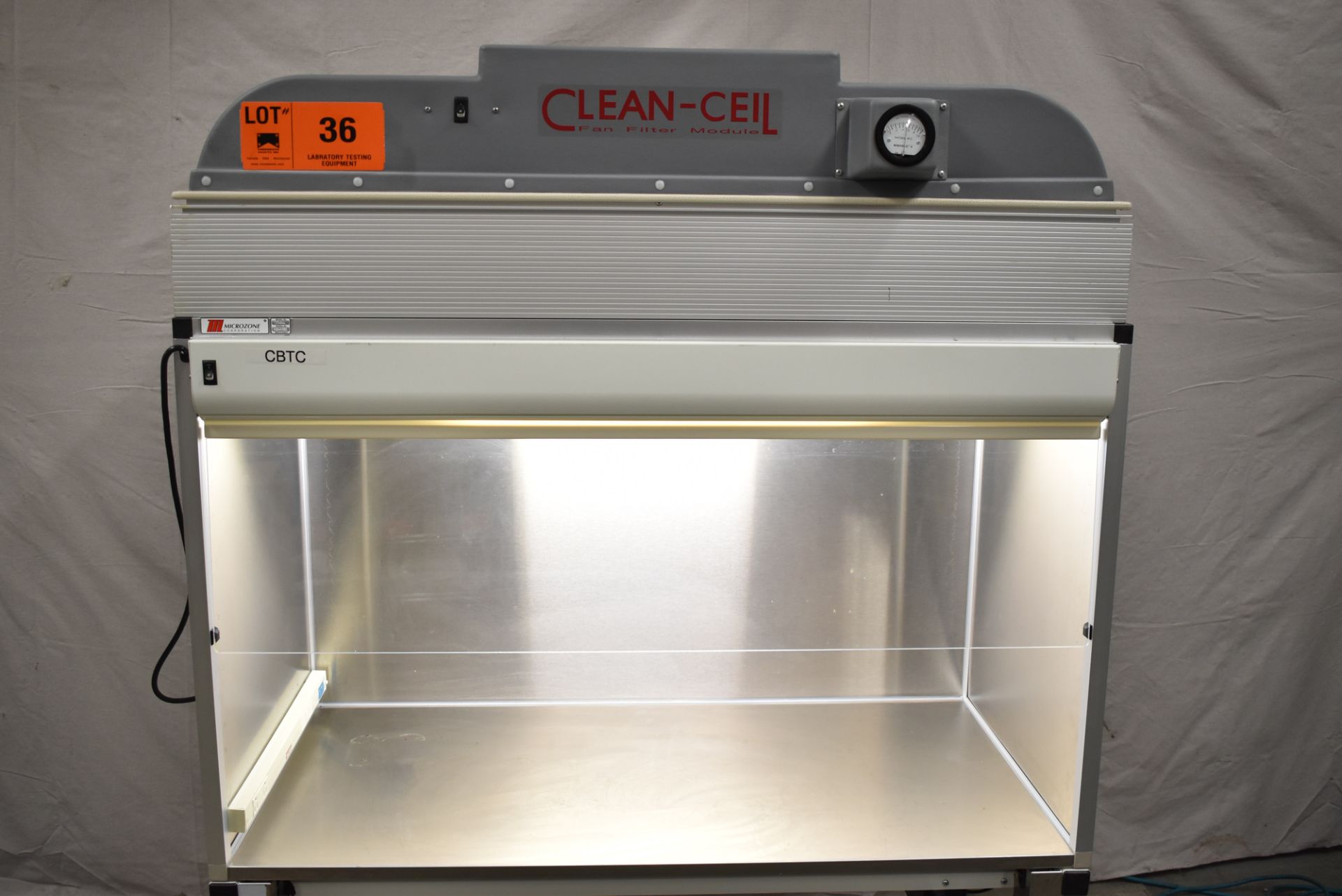 MICROZONE CLEAN-CEIL FFM-2-4--WA PORTABLE LAB EXHAUST HOOD WITH MICROZONE HEPA FILTRATION , - Image 3 of 7