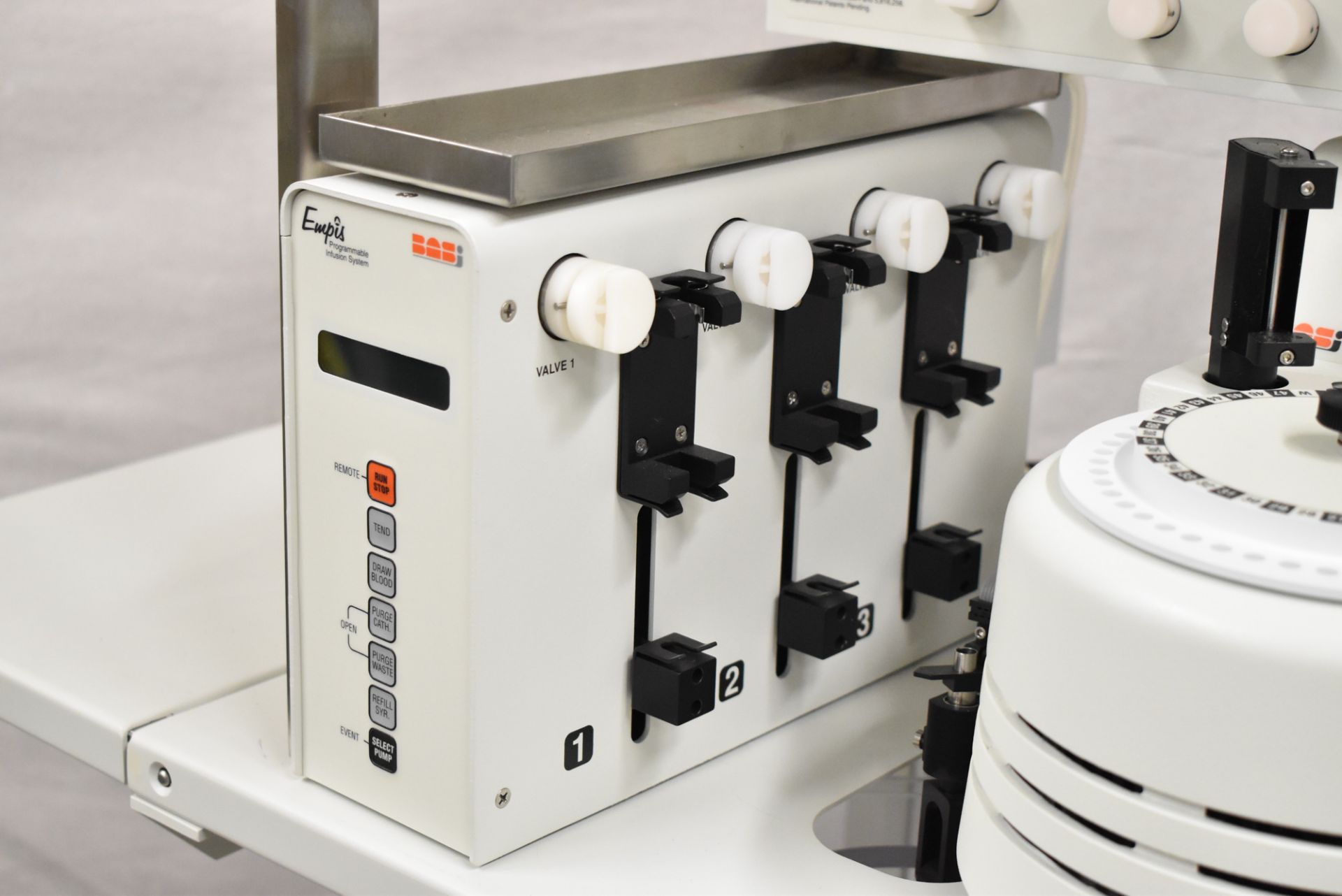 CULEX MICRO-DIALYSIS SYSTEM CONSISTING OF CULEX EMPIS PROGRAMMABLE INFUSION SYSTEM, CULEX HONEY COMB - Image 4 of 6