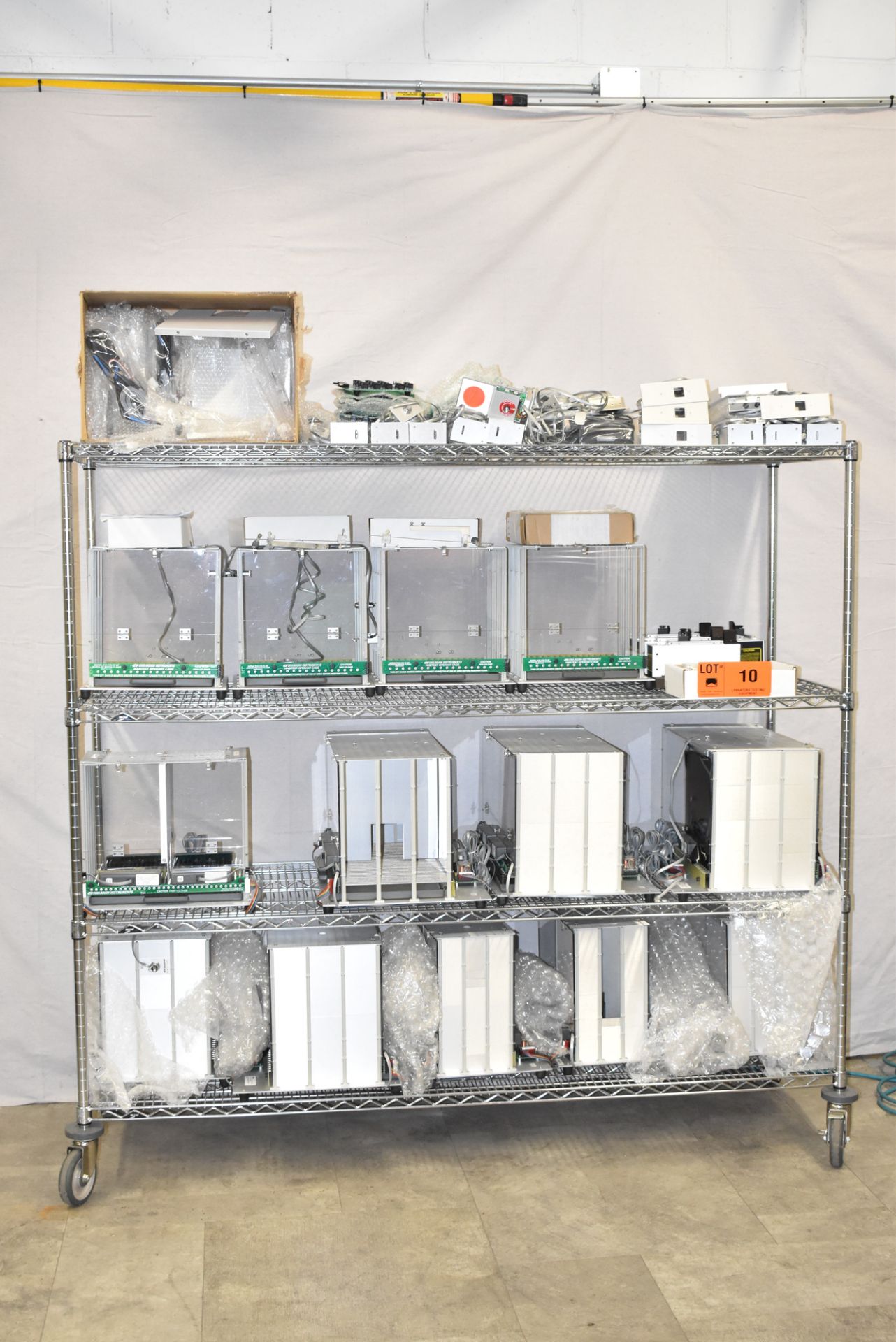 LOT/ COULBOURN BEHAVIORAL TESTING SYSTEM INCLUDING MODULES AND COMPONENTS, COMPUTER SYSTEM, TRIGGERS - Image 7 of 14