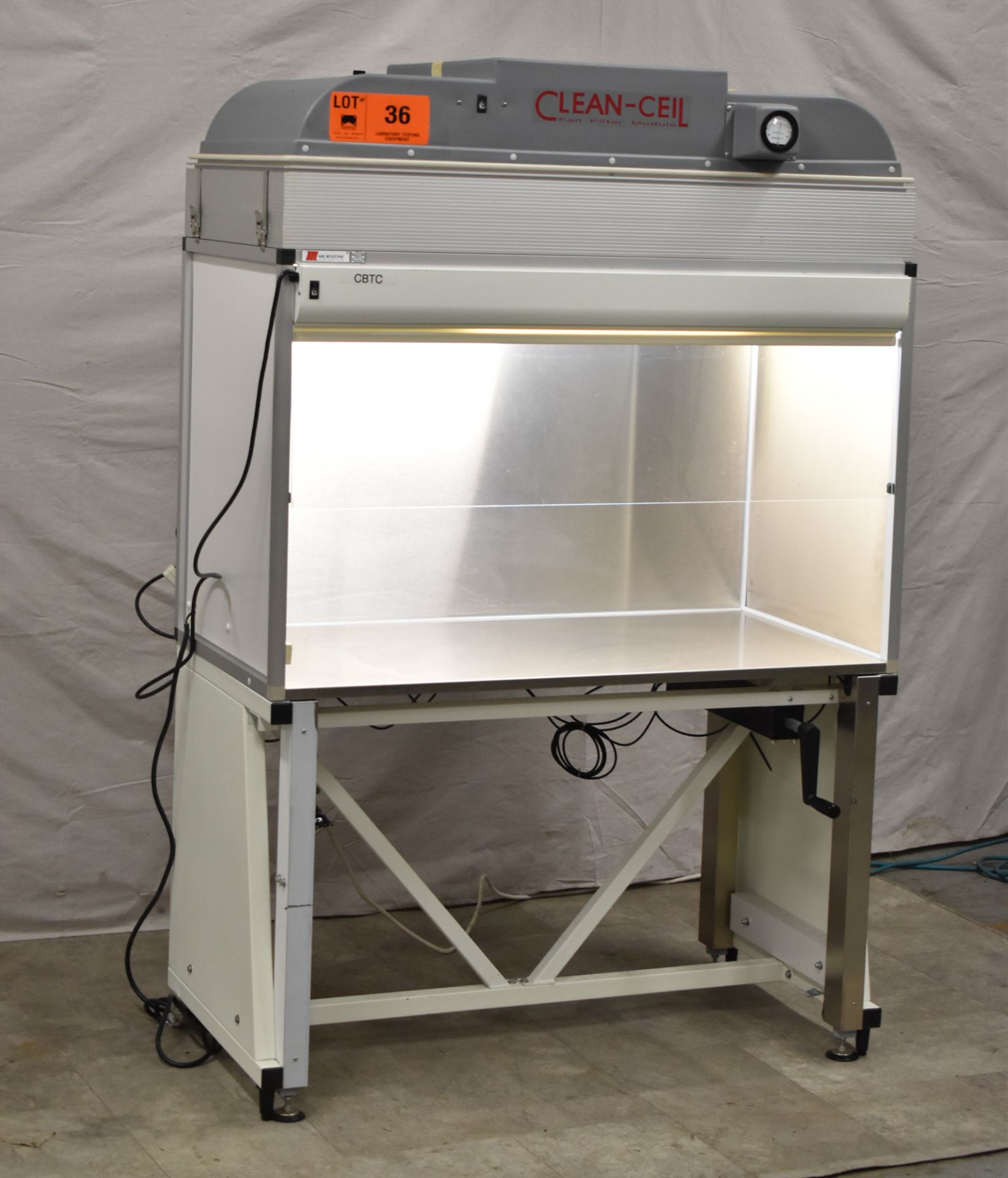 MICROZONE CLEAN-CEIL FFM-2-4--WA PORTABLE LAB EXHAUST HOOD WITH MICROZONE HEPA FILTRATION , - Image 2 of 7