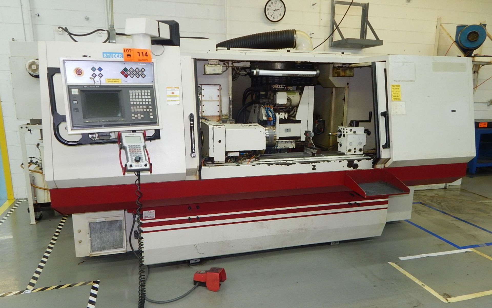 STUDER S40CNC CNC CYLINDRICAL GRINDER WITH FANUC SERIES 16-T CNC CONTROL, 11.81" SWING, 39.37"