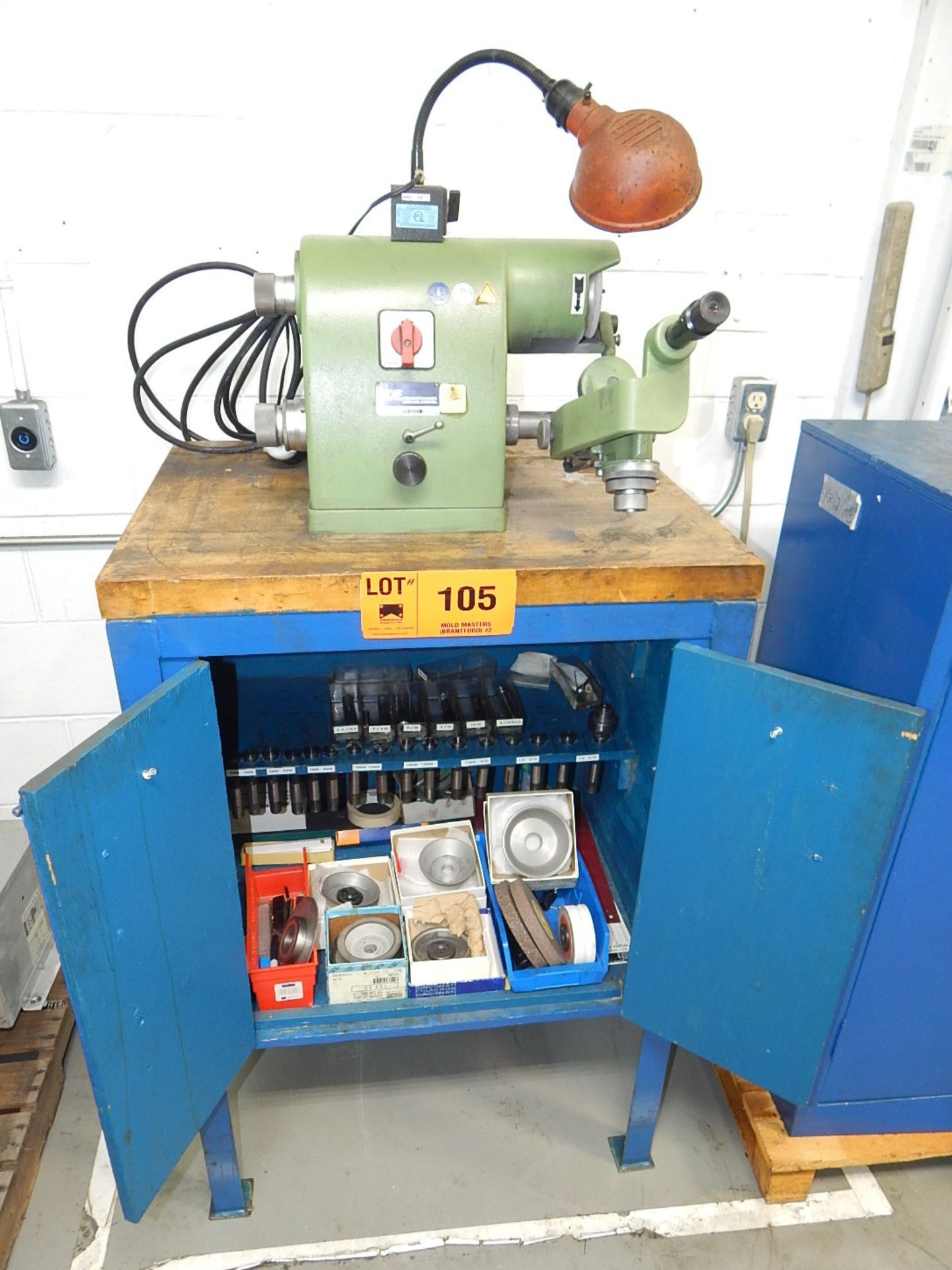 LOT/ DECKEL KOD526/XS/XF/S12 UNIVERSAL TOOL AND CUTTER GRINDER WITH COLLETS, TOOLING, AND STAND, S/N