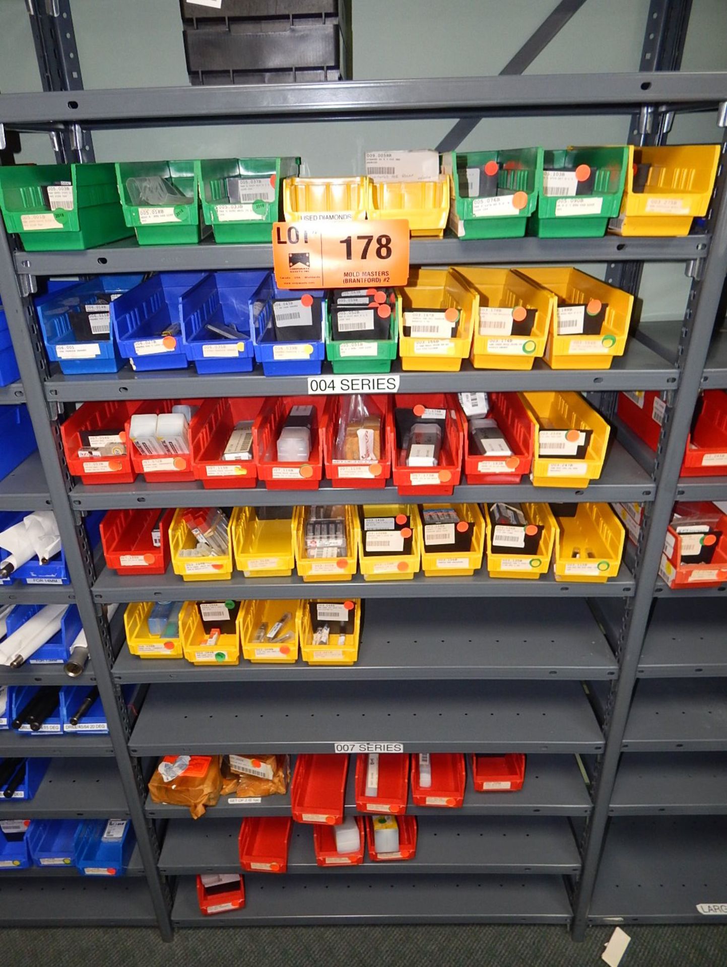 LOT/ CONTENTS OF SHELF CONSISTING OF CARBIDE REAMERS, BULLNOSE END MILLS, AND TOOLING