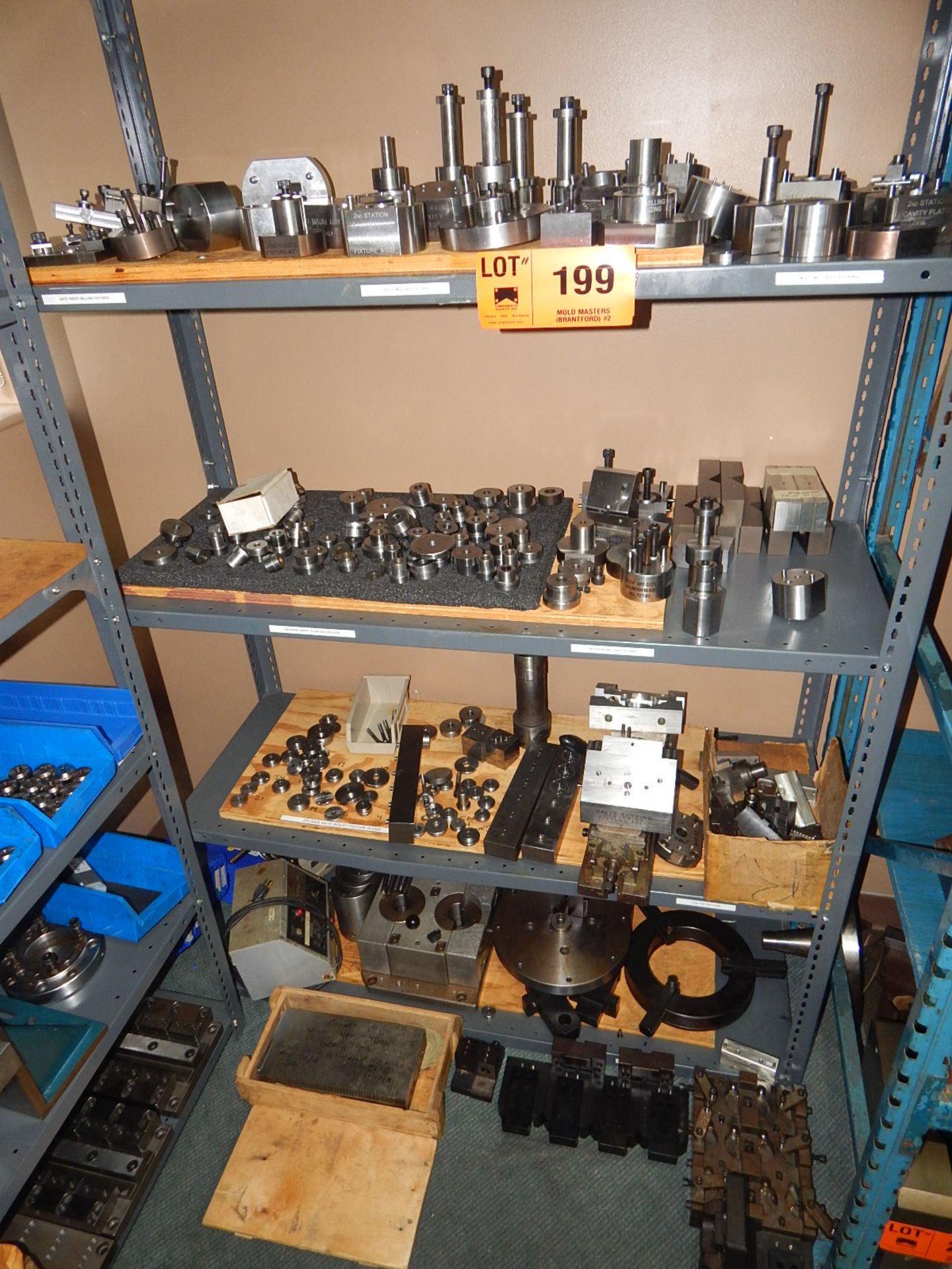 LOT/ CONTENTS OF RACK CONSISTING OF MILLING FIXTURES, SPACERS, TOOL HOLDERS, AND FIXTURE PLATES