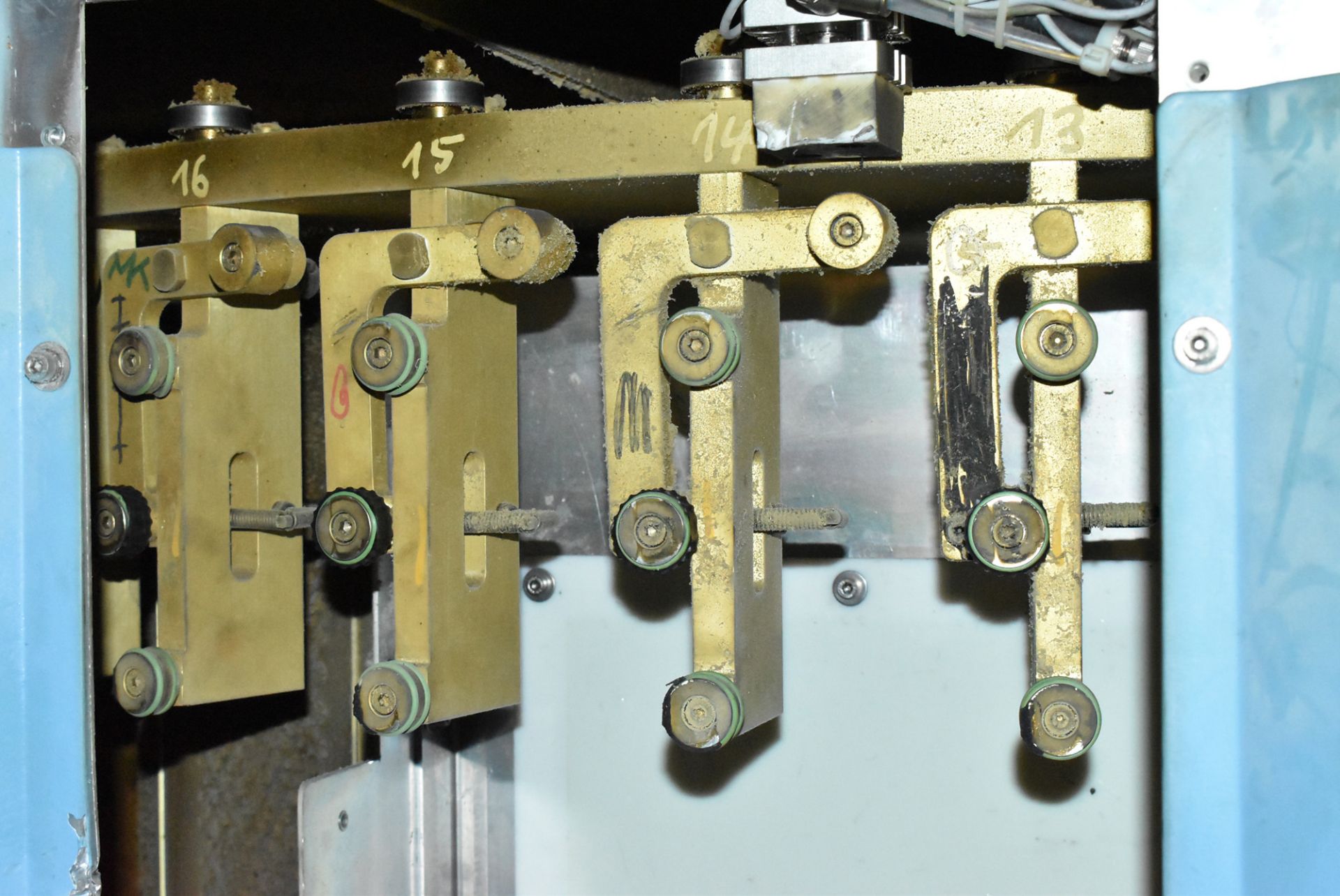 CERACON PLASMA HEAT CHAIN TYPE 3-ZONE PROCESS OVEN WITH PLC CONTROL, S/N N/A (BAU 9) [RIGGING FEE - Image 5 of 7