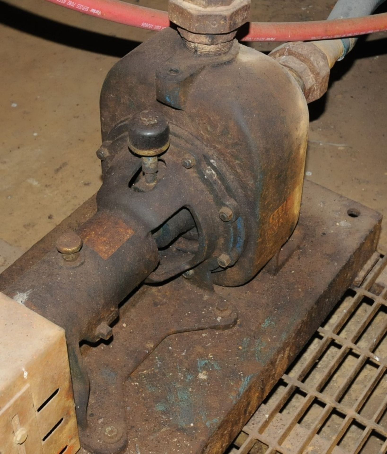 LOT/ CENTRIFUGAL PUMP WITH MOTOR AND DIAPHRAGM PUMP (CI) - Image 2 of 3