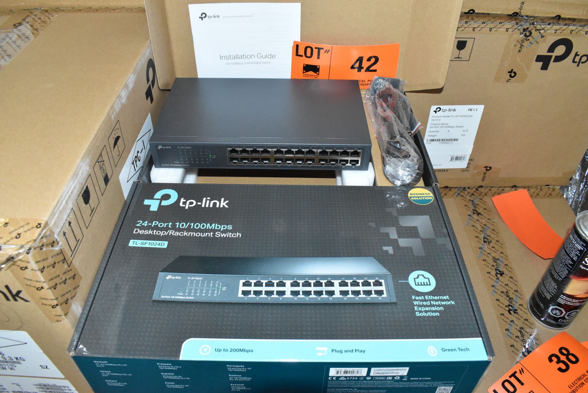 LOT/ (96) TPLINK TL-SF1024D 24PORT 10/100MBPS DESKTOP/RACKMOUNT NETWORK SWITCHES - (12)BX * (8)PCS/