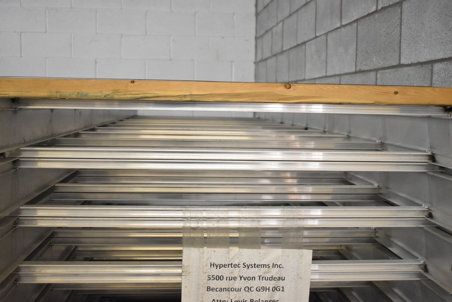 LOT/ (24) 10'X3' C.E.R. LCA43-36-12 ALUMINUM VENTILATED CABLE TRAYS (LOCATED AT 111 NEWMAN BLVD, - Image 3 of 3