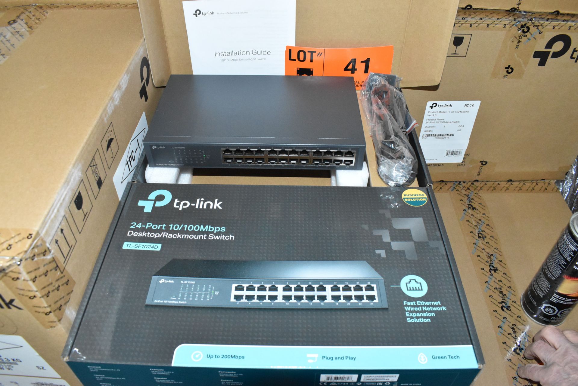 LOT/ (96) TPLINK TL-SF1024D 24PORT 10/100MBPS DESKTOP/RACKMOUNT NETWORK SWITCHES - (12)BX * (8)PCS/