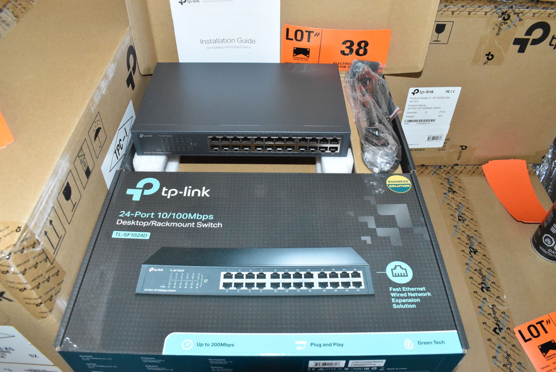 LOT/ (96) TPLINK TL-SF1024D 24PORT 10/100MBPS DESKTOP/RACKMOUNT NETWORK SWITCHES - (12)BX * (8)PCS/