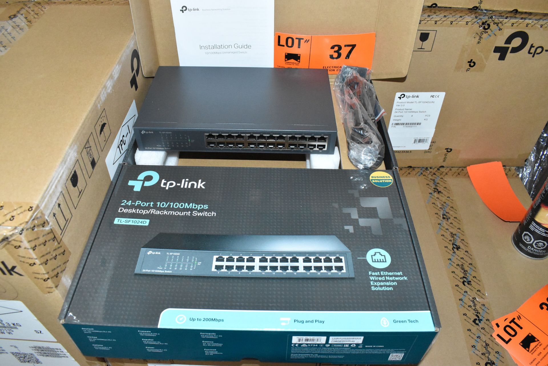 LOT/ (96) TPLINK TL-SF1024D 24PORT 10/100MBPS DESKTOP/RACKMOUNT NETWORK SWITCHES - (12)BX * (8)PCS/