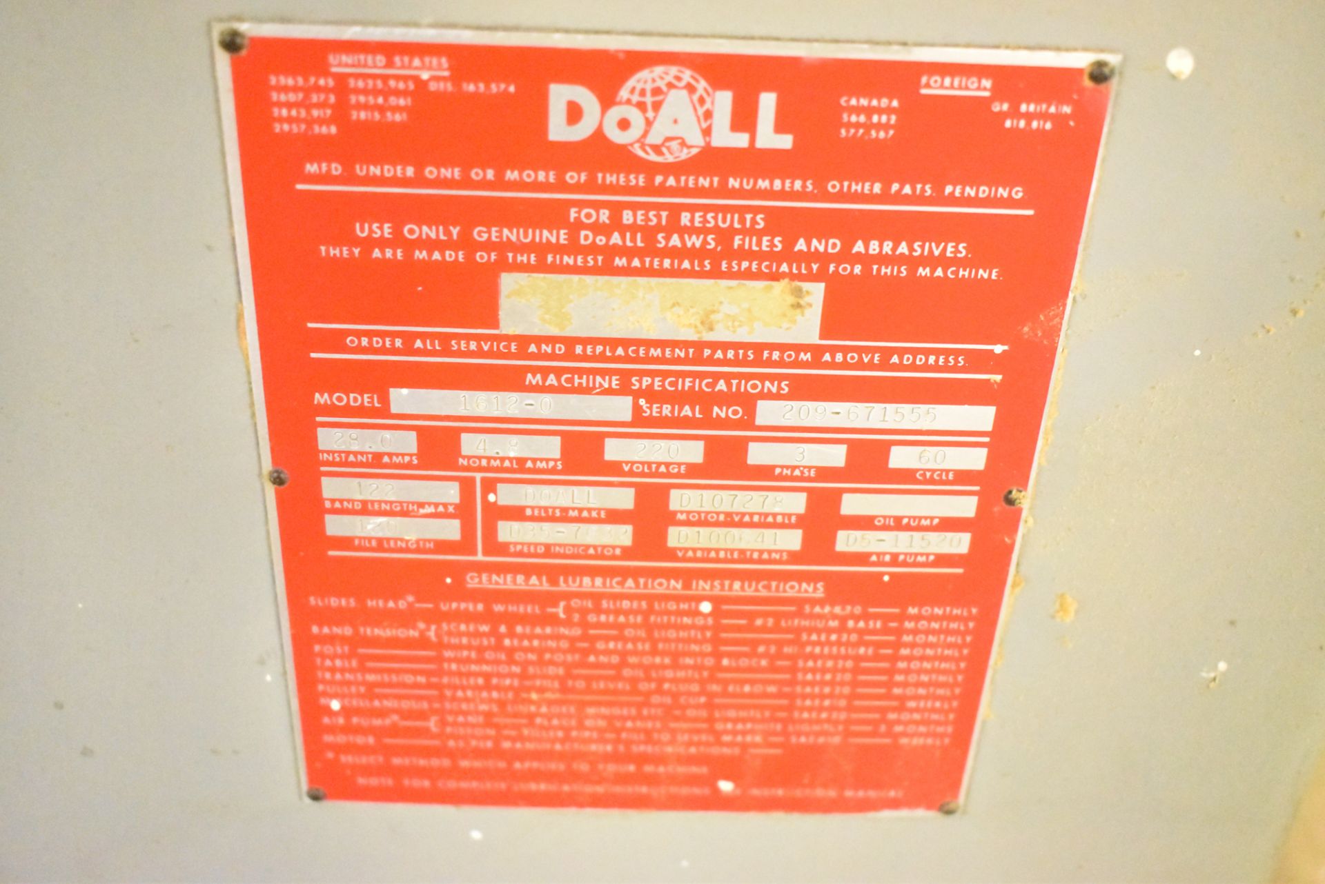 DOALL 1612-0 VERTICAL BAND SAW WITH 16" THROAT, 12" MAX WORK PIECE HEIGHT, BLADE WELDER AND GRINDER, - Image 4 of 5