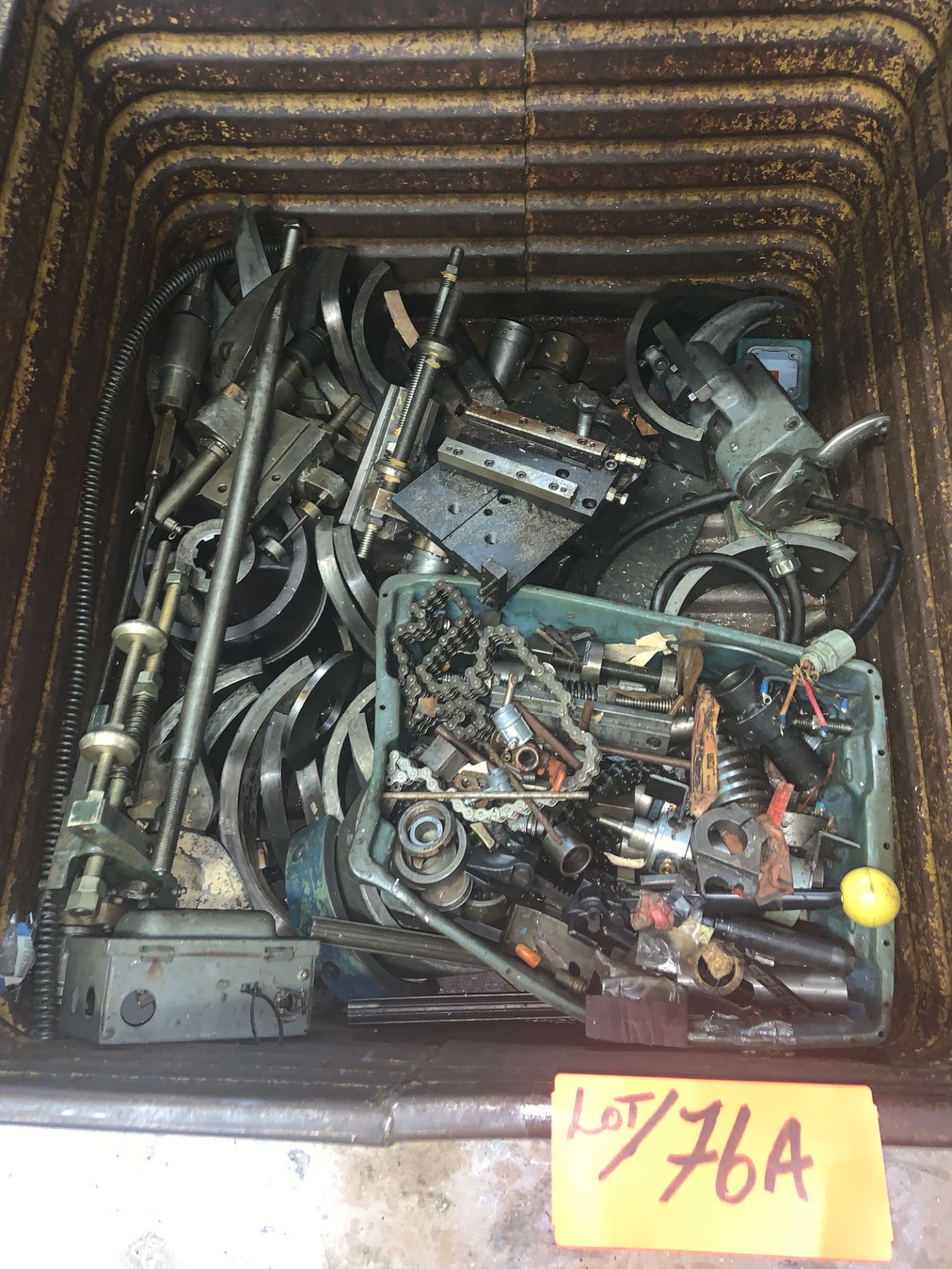 LOT/ ACME SPARE PARTS WITH BIN