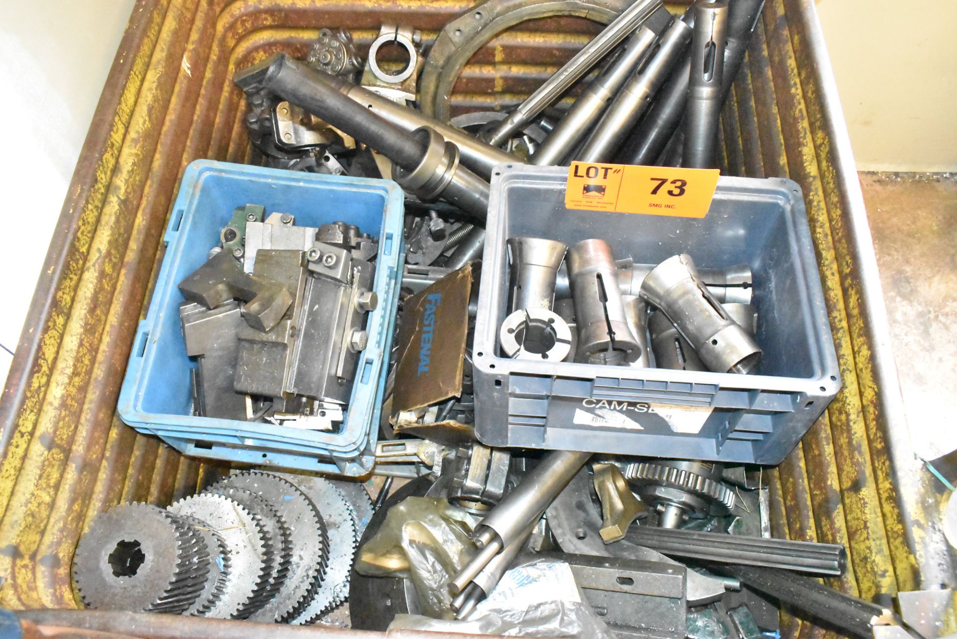 LOT/ TOOLING WITH BIN