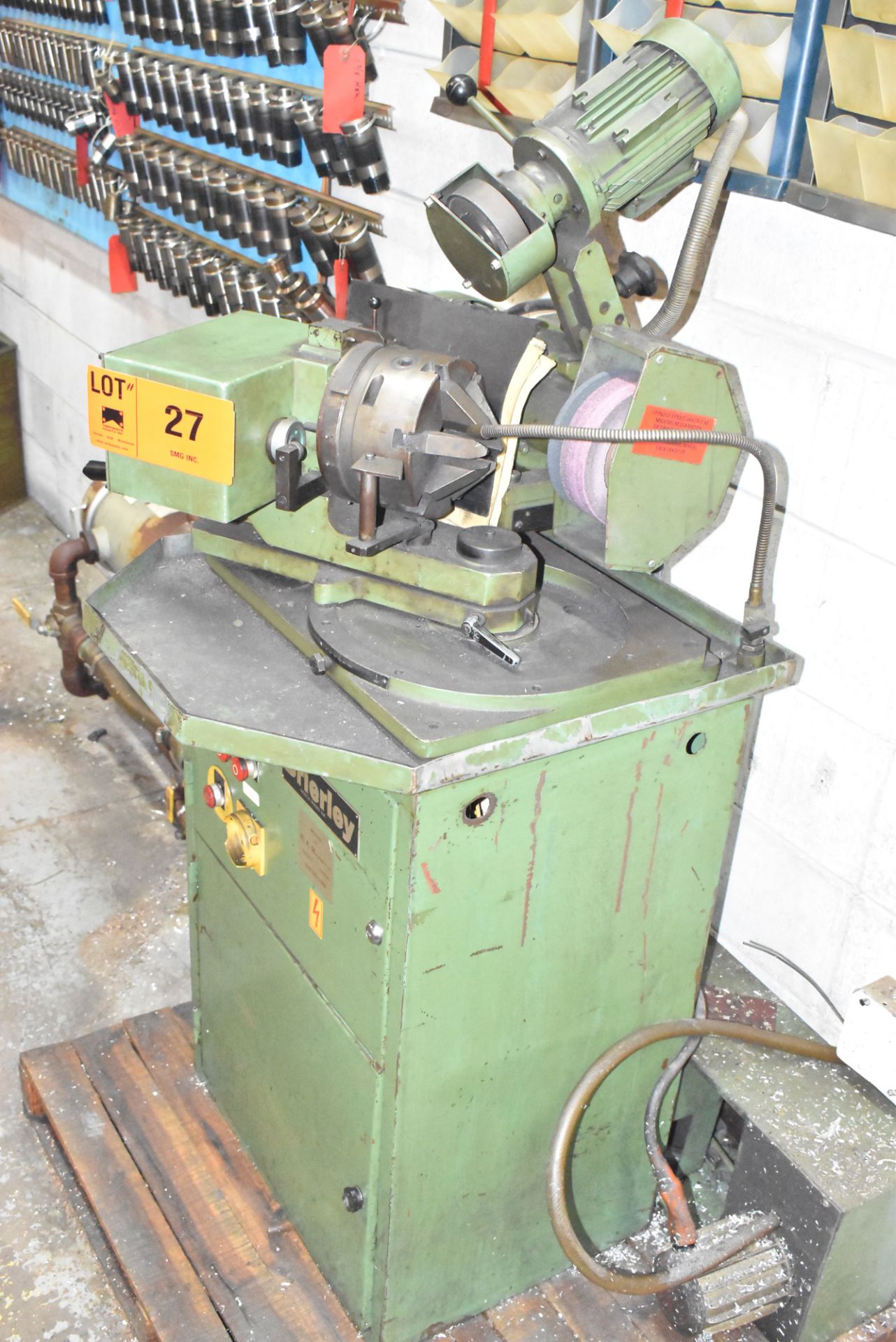 BRIERLEY ZB50 UNIVERSAL TOOL AND CUTTER GRINDER WITH DUAL HEADS, CHUCK, S/N N/A [RIGGING FEE FOR LOT - Image 2 of 4