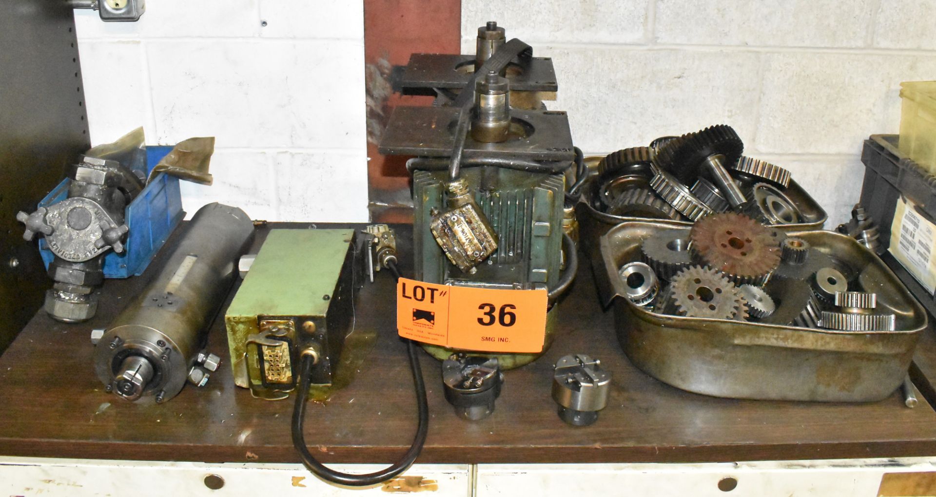 LOT/ HYDROMAT SPARE UNIT PARTS AND MOTORS, GEARS AND HARDWARE