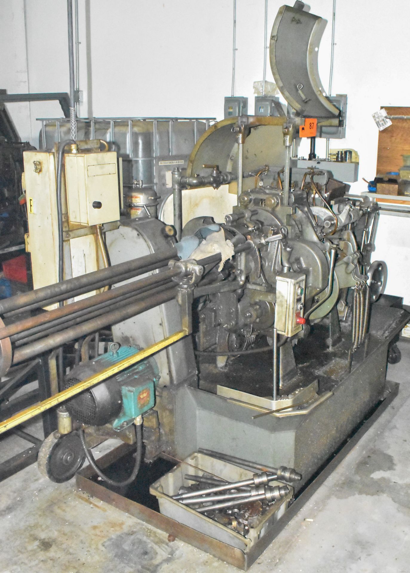 DAVENPORT MODEL B UNIVERSAL AUTOMATIC SCREW MACHINE WITH .75" CAPACITY, 2.25" MAX WORKING LENGTH, - Image 5 of 7