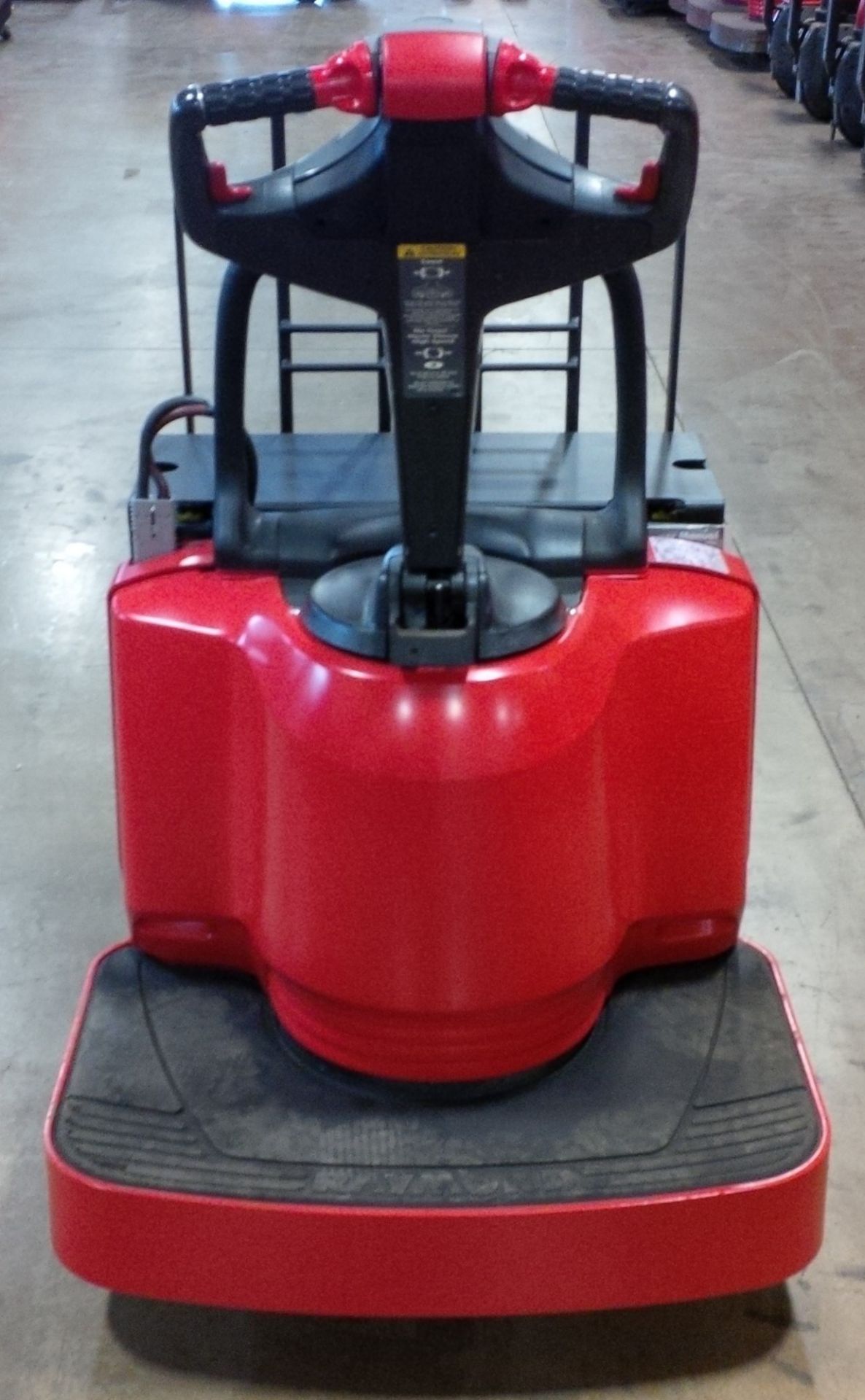 RAYMOND (2009) 8400 24V ELECTRIC RIDE-ON PALLET JACK WITH 6000 LB. CAPACITY, S/N: 840-09-83533 (UNIT - Image 2 of 2