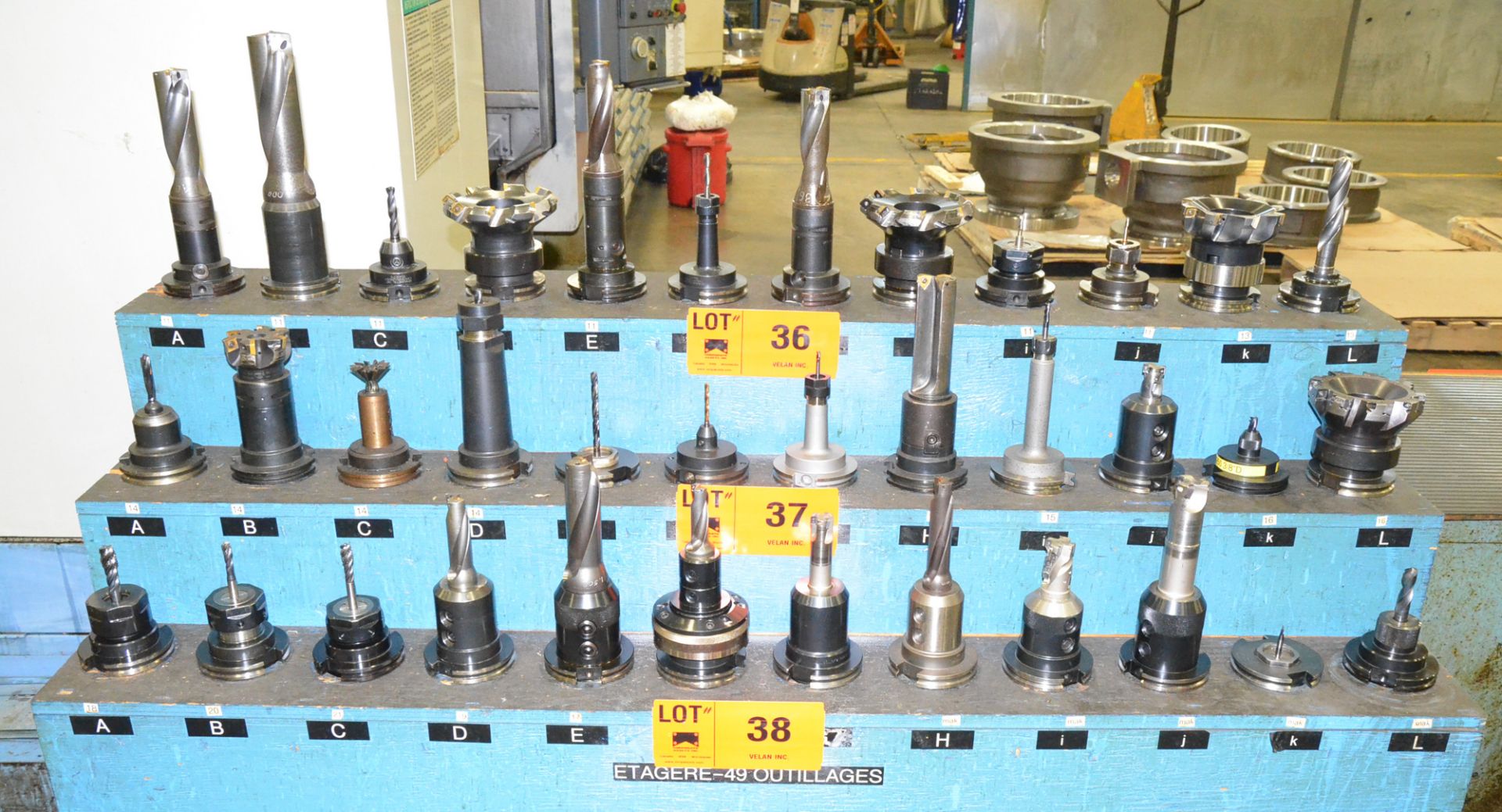 LOT/ CAT 50 TOOL HOLDERS (7007 COTE DE LIESSE)