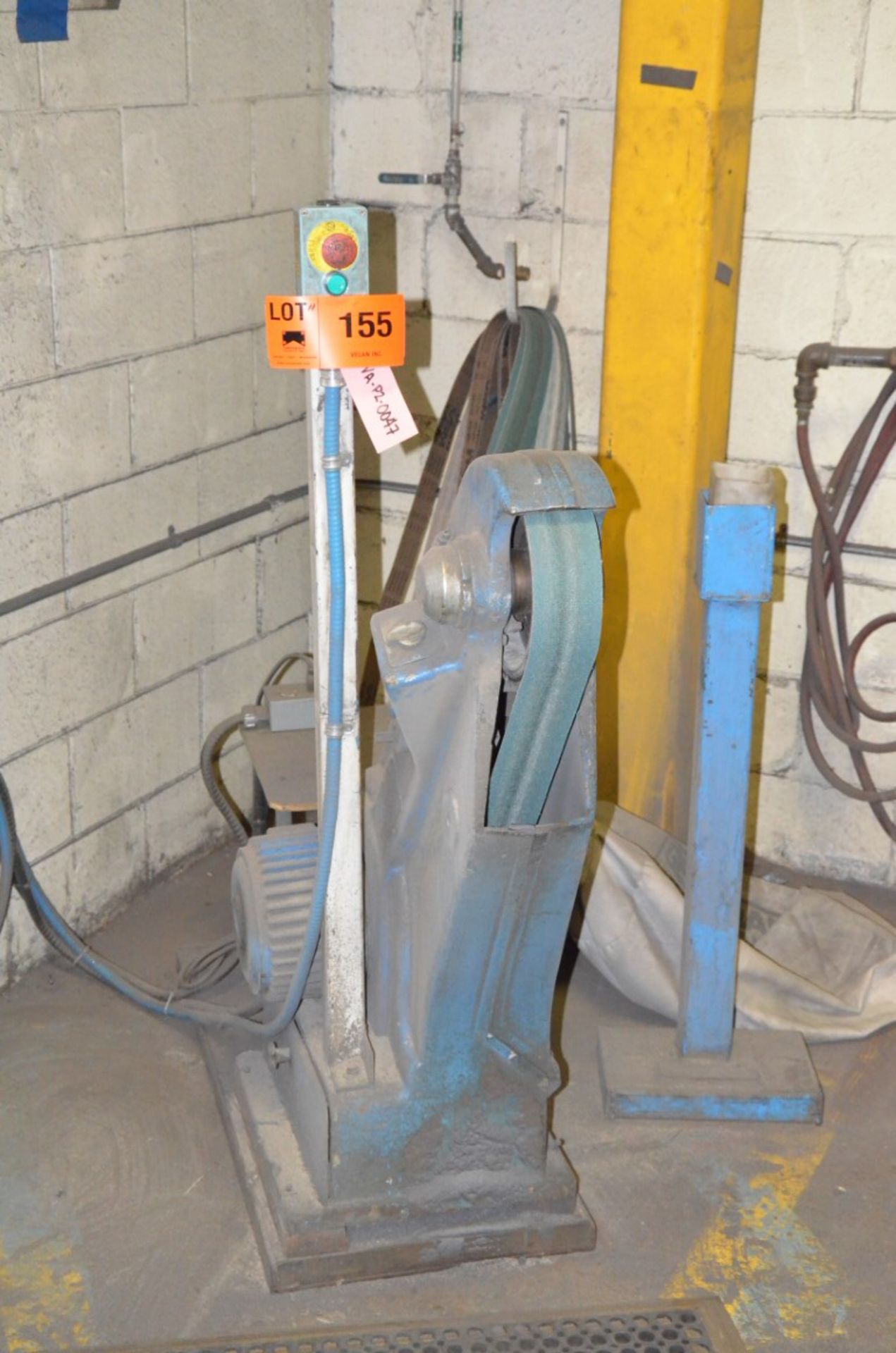 DIAMANT FLOOR TYPE BELT SANDER, S/N N/A