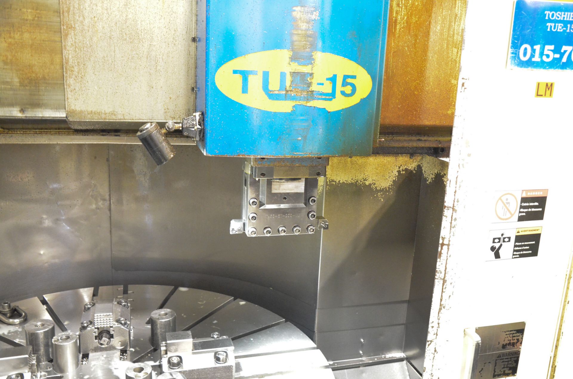 TOSHIBA SHIBAURA (08-2006) TUE-15 CNC VERTICAL BORING AND LIVE MILLING CENTER WITH FANUC SERIES 18-T - Image 6 of 19