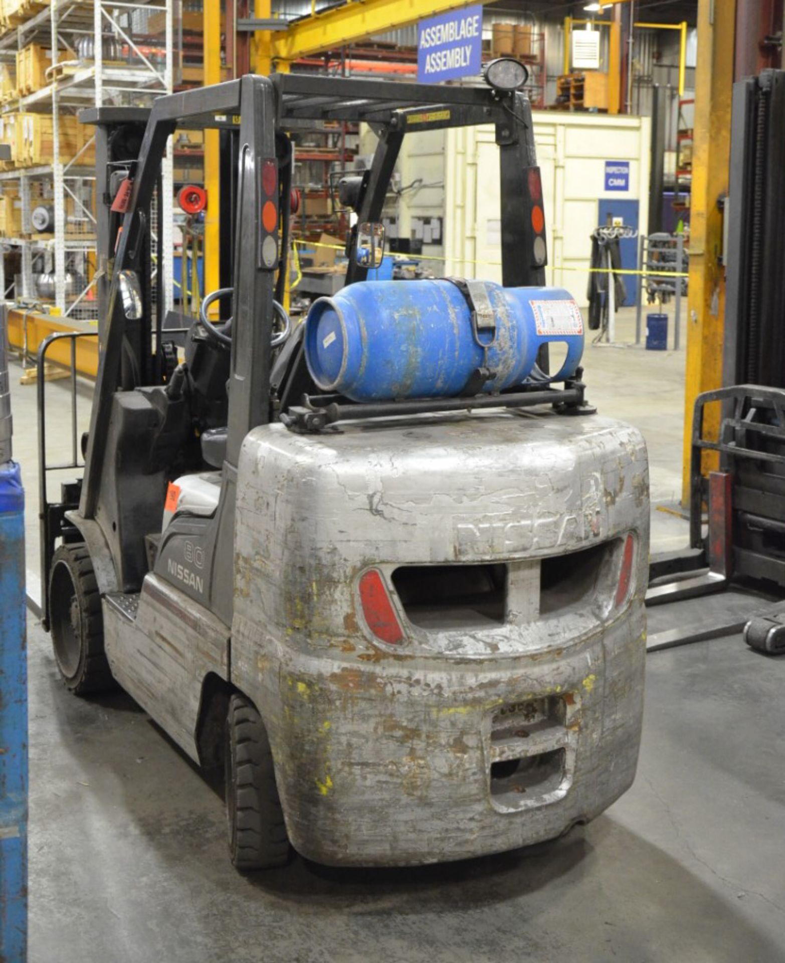 NISSAN CP 5,350 LBS CAPACITY LPG FORKLIFT WITH 169” MAX VERTICAL REACH, S/N N/A - Image 3 of 7
