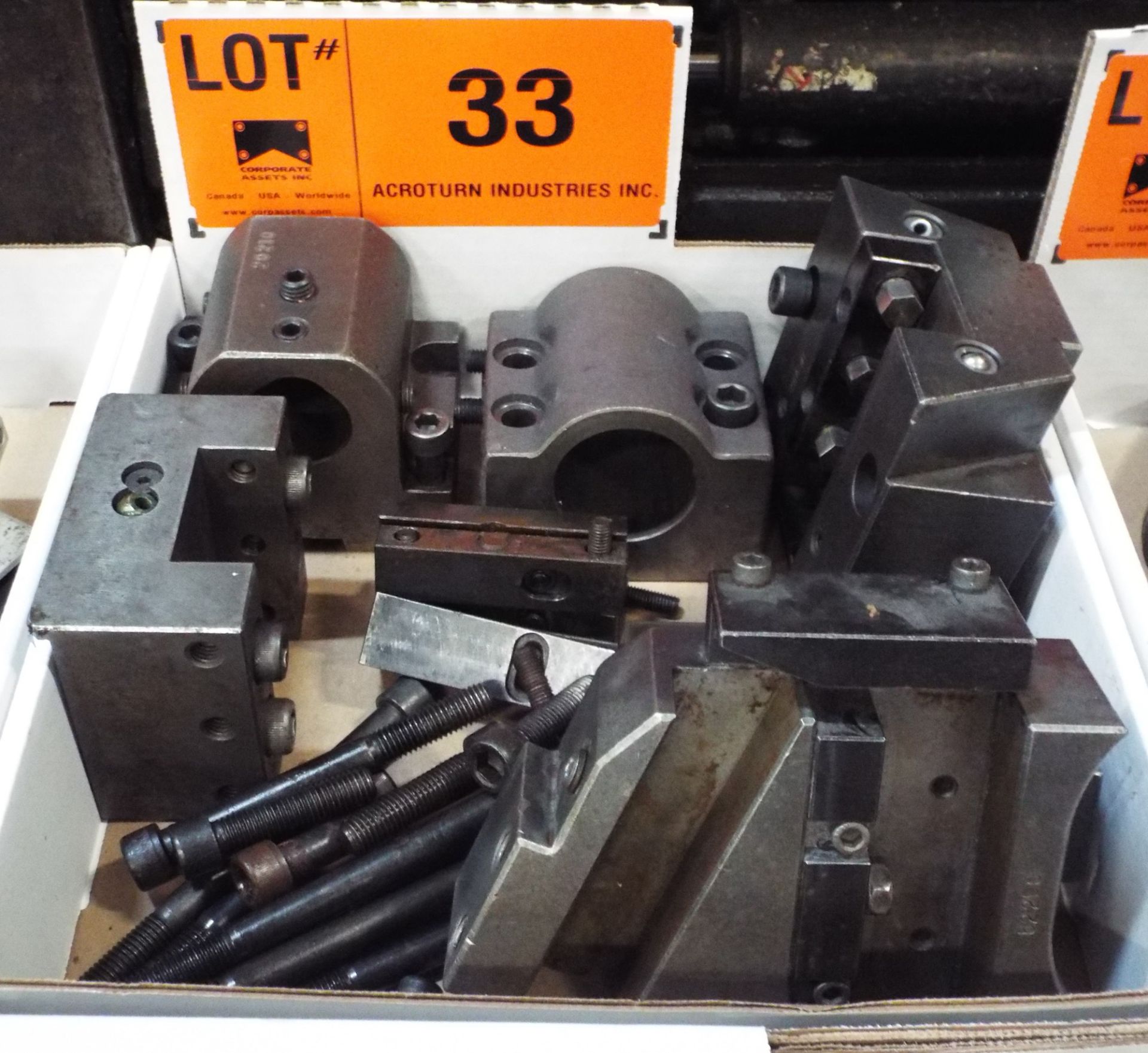 LOT/ TURNING CENTER TURRET TOOL HOLDERS