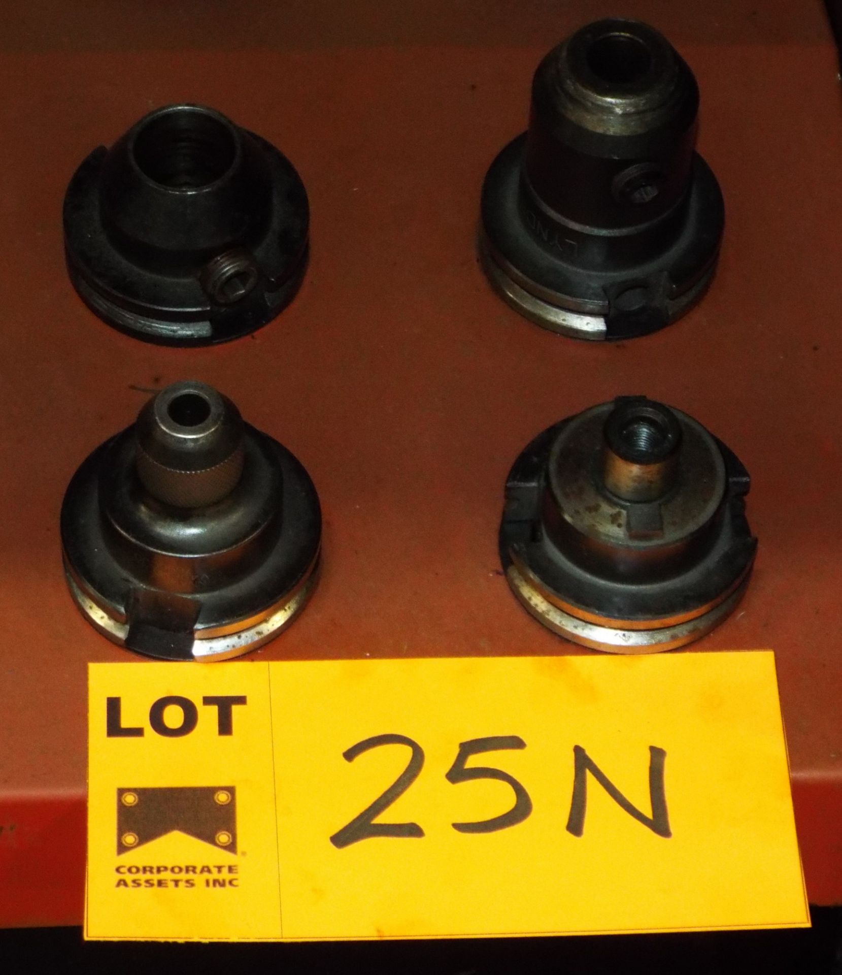 LOT/ (8) CAT 40 TOOL HOLDERS