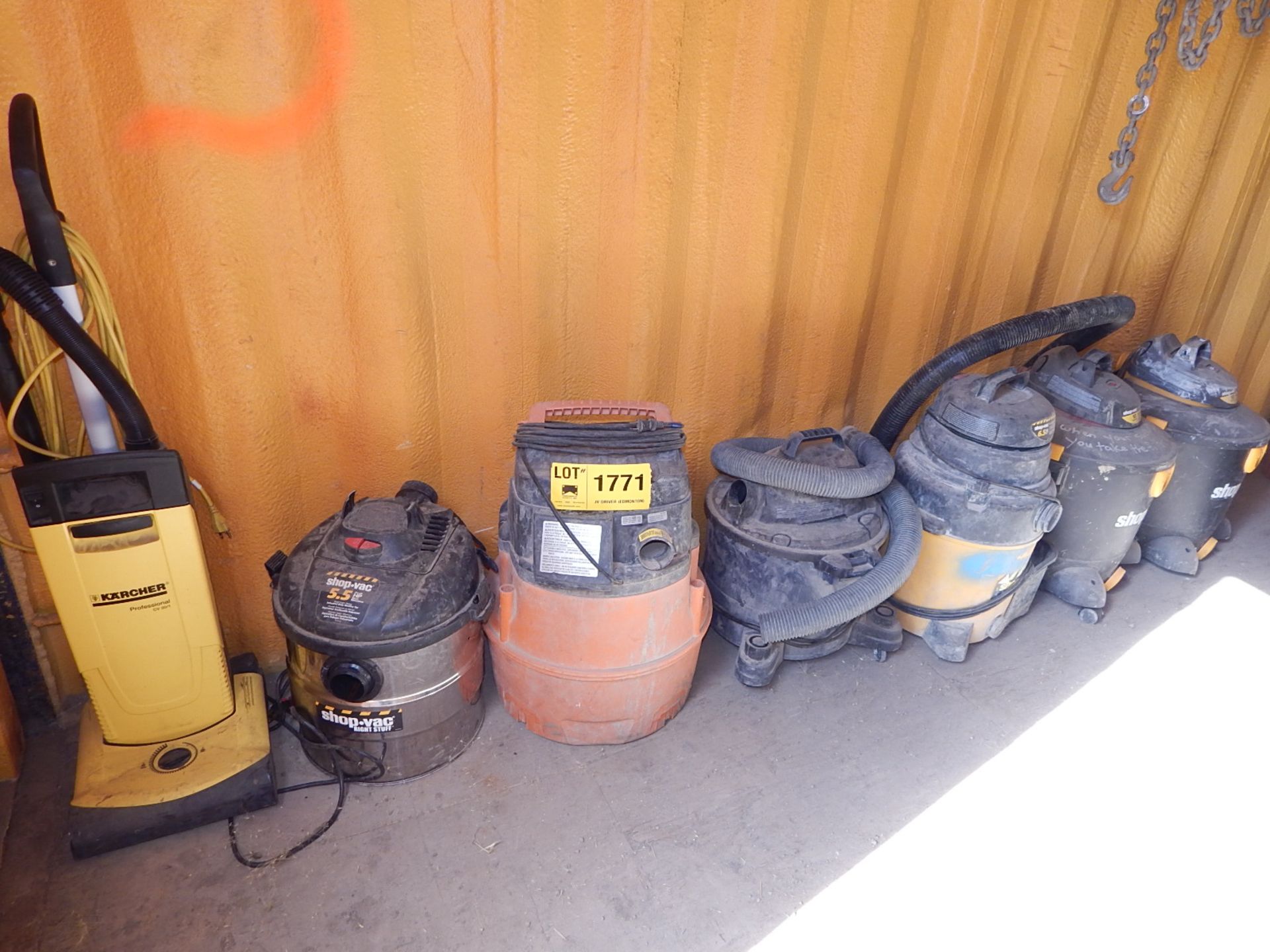 LOT/ (6) SHOP VACUUMS (SC 276)