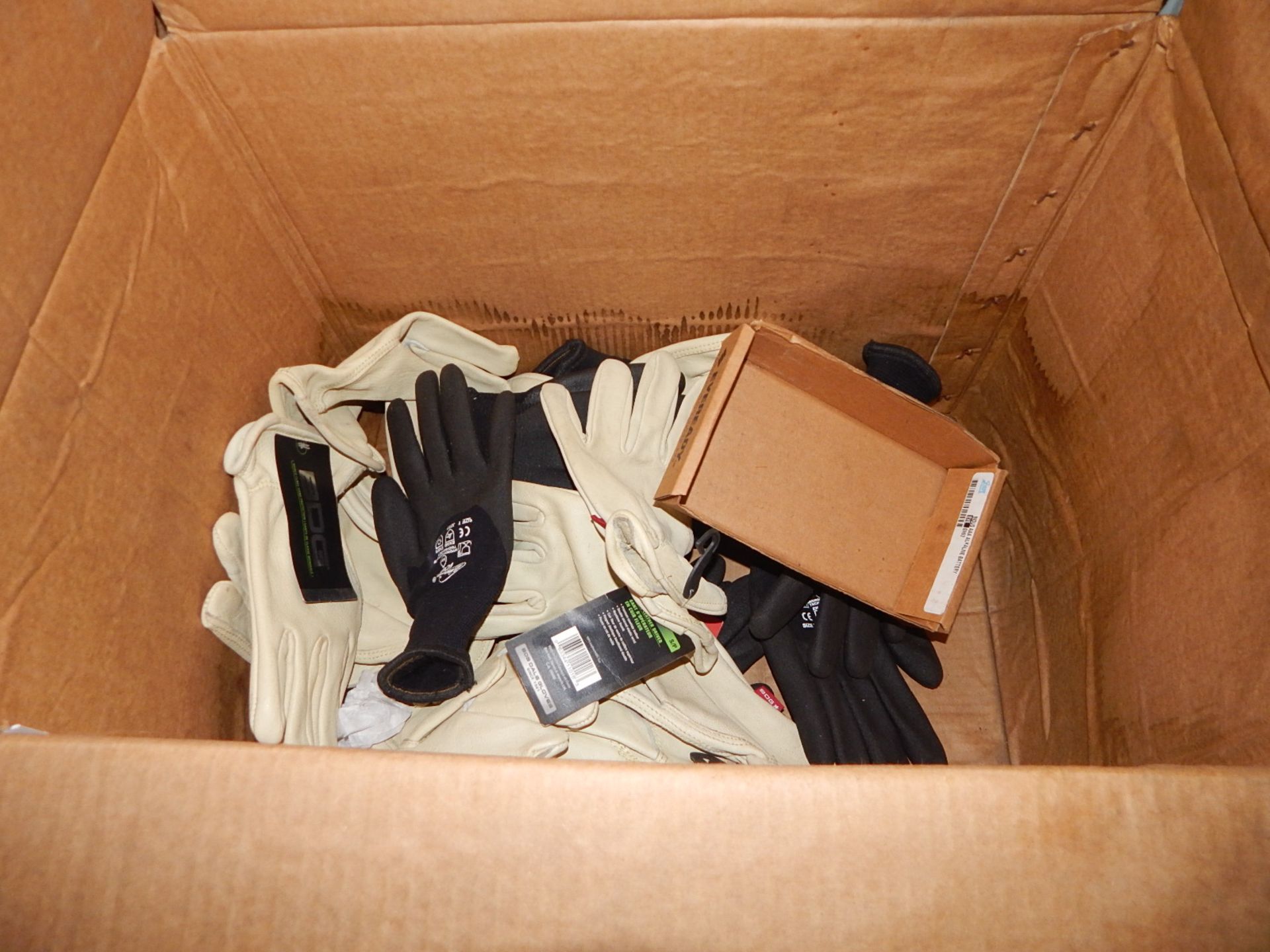 LOT/ CONTENTS OF SHELF CONSISTING OF PPE EQUIPMENT, WIRE BRUSHES, WELDING CONSUMABLES AND DRILLS - Image 5 of 14