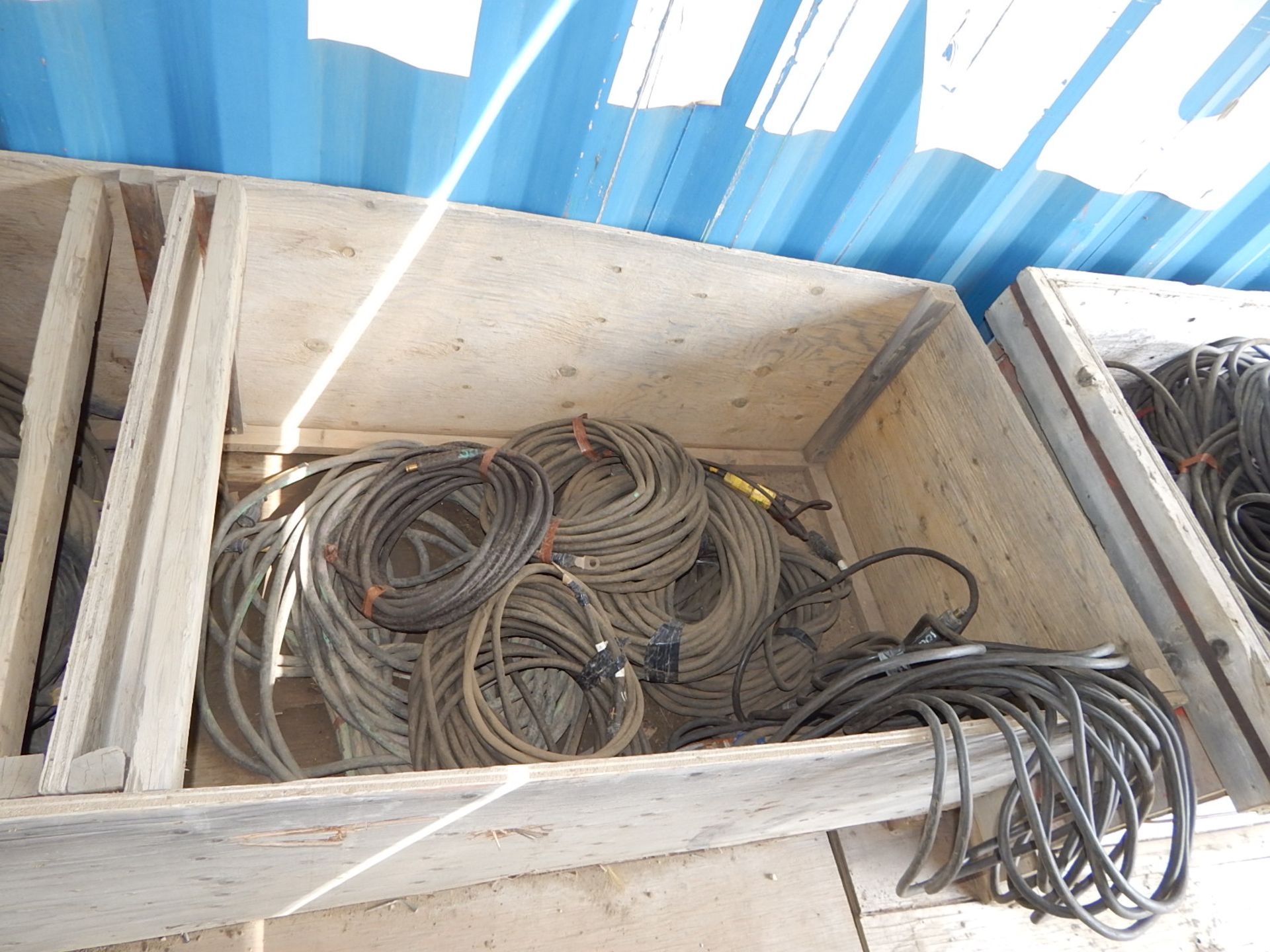 LOT/ (6) PALLETS OF EXTENSION CORDS - Image 7 of 8