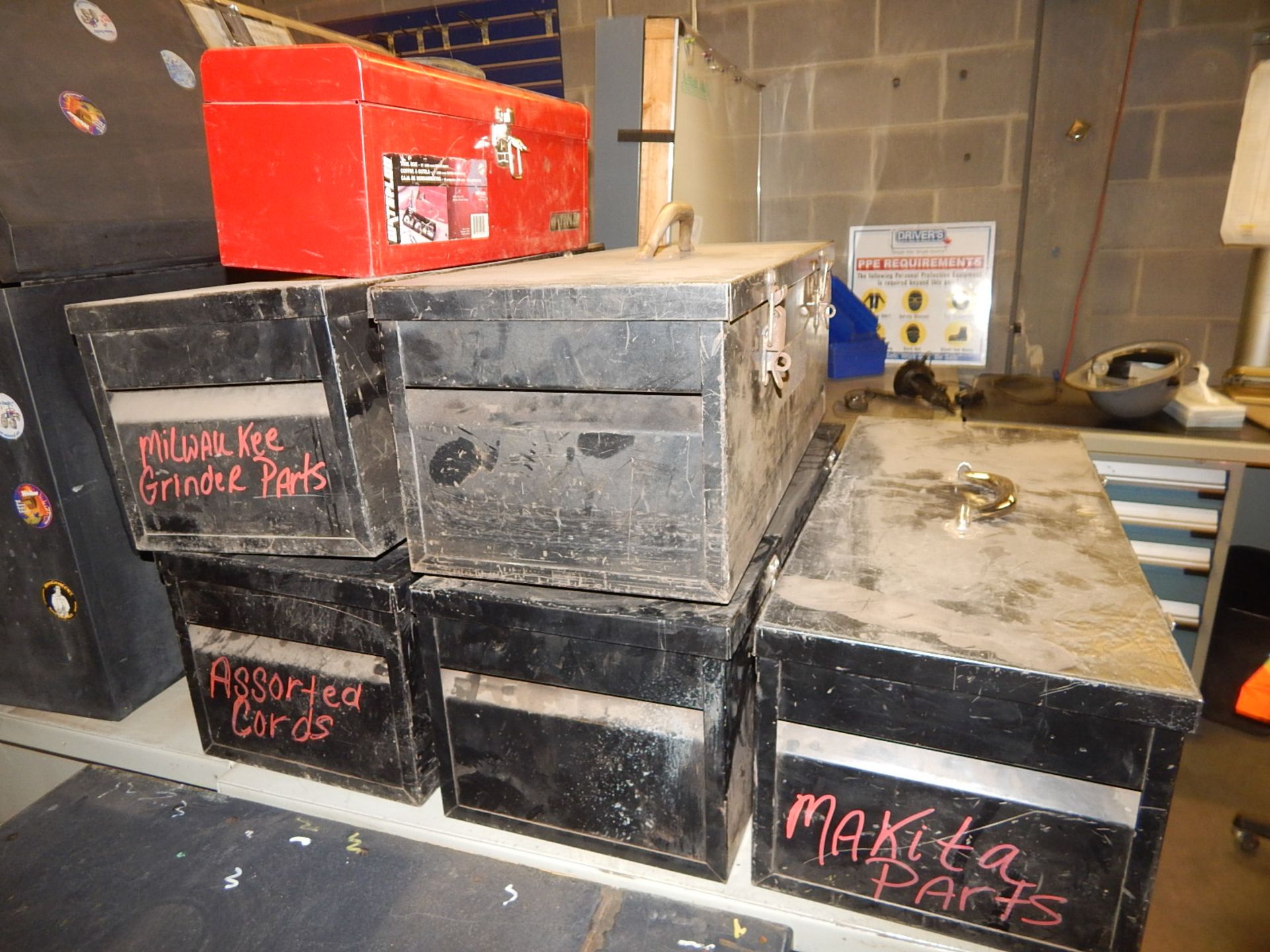 LOT/ TOOL BOXES - Image 2 of 2