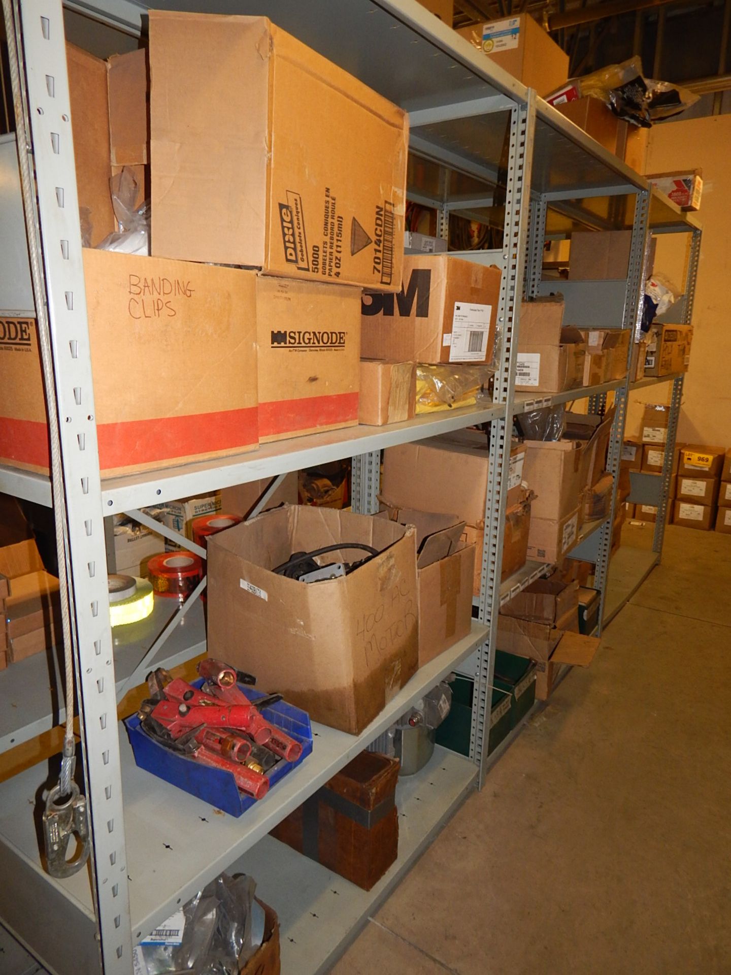 LOT/ CONTENTS OF SHELF CONSISTING OF WIRE, HARDWARE, AND MAINTENANCE SUPPLIES - Image 7 of 10