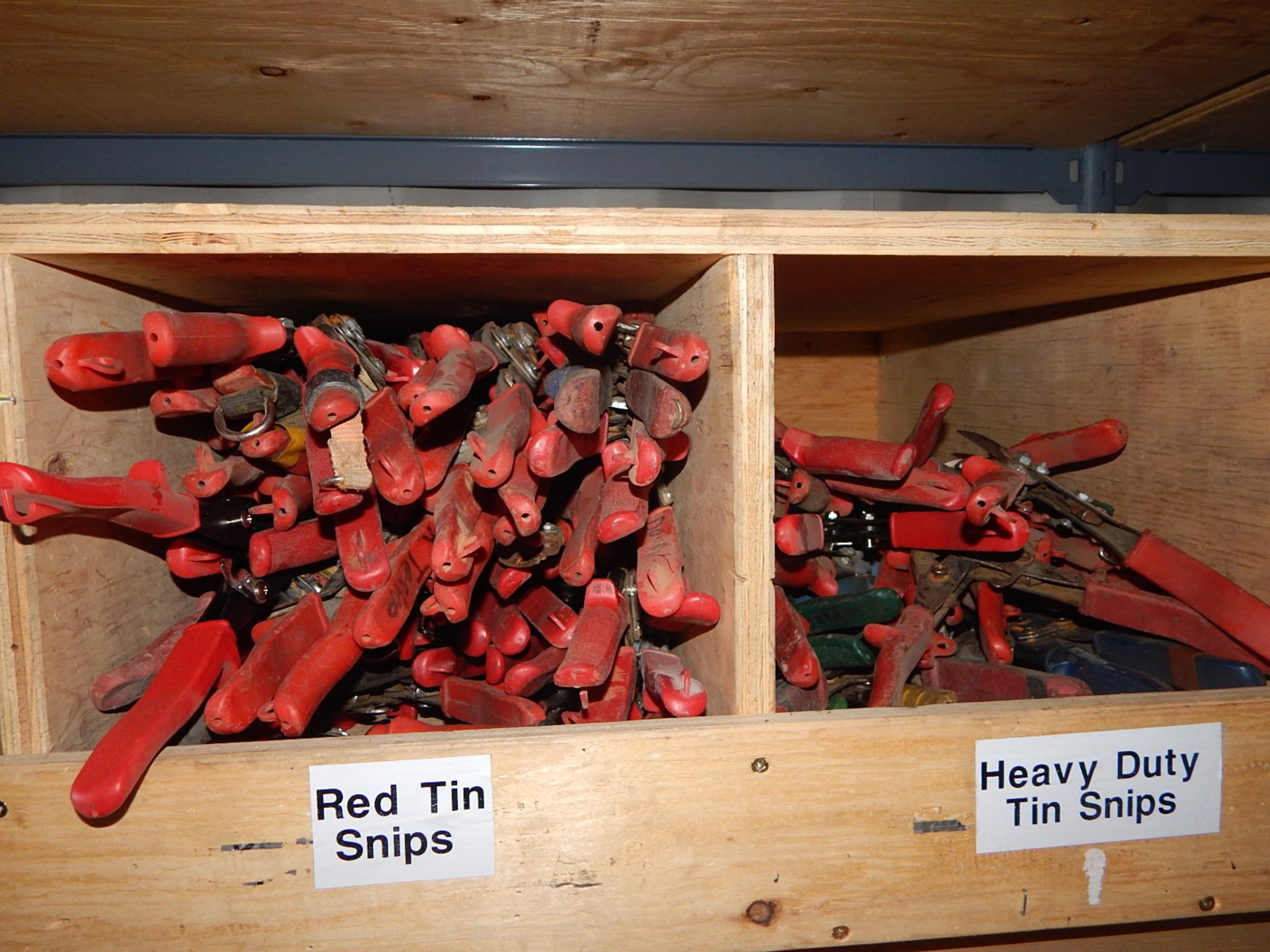 LOT/ ASSORTED TIN SNIPS (SC 189) - Image 3 of 3